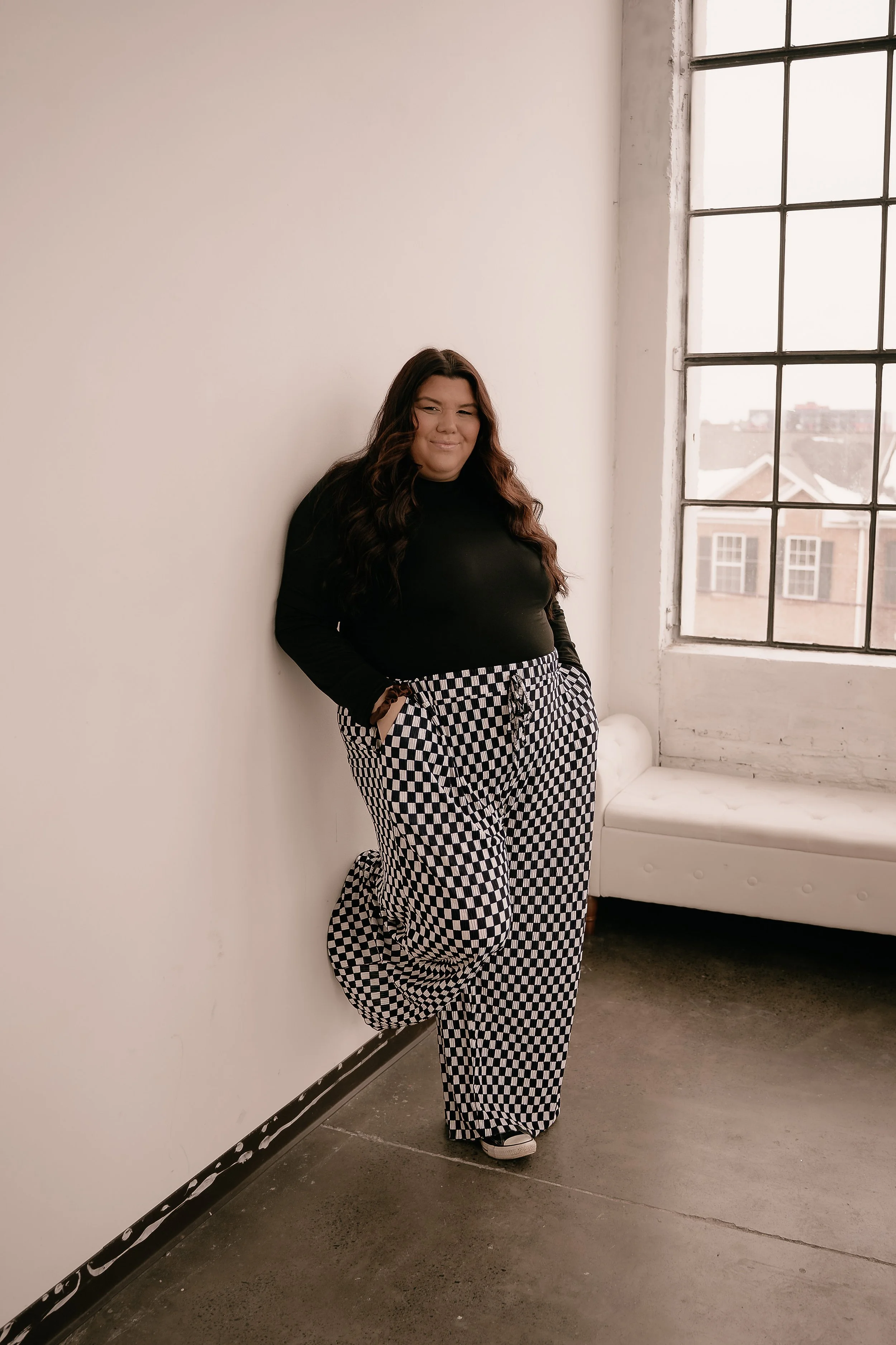 Taylor Cline, owner of TLC Bridal on location hair in Levittown, Pa. Taylor Cline, Bridal glam waves, timeless bridal hair, bridal bun, luxury bridal hair, bridal for brides based in Levittown, Pa