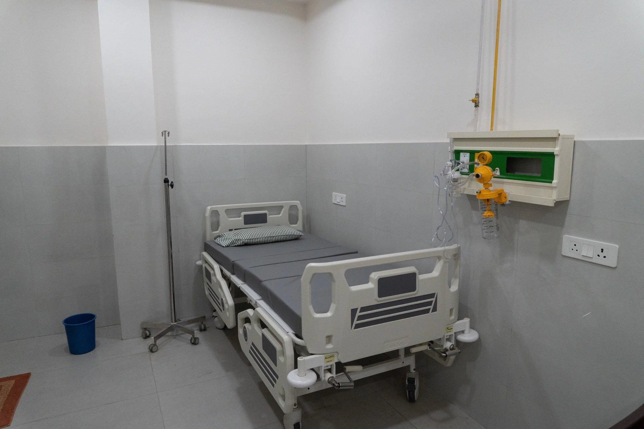 Comfort, care, and cleanliness &mdash; designed for better healing 💚
Modern patient rooms equipped for safety, convenience, and optimal patient well-being.

#DHC #PatientCare #HealthcareExcellence #CleanCare #HealingSpaces #LucknowHealthcare