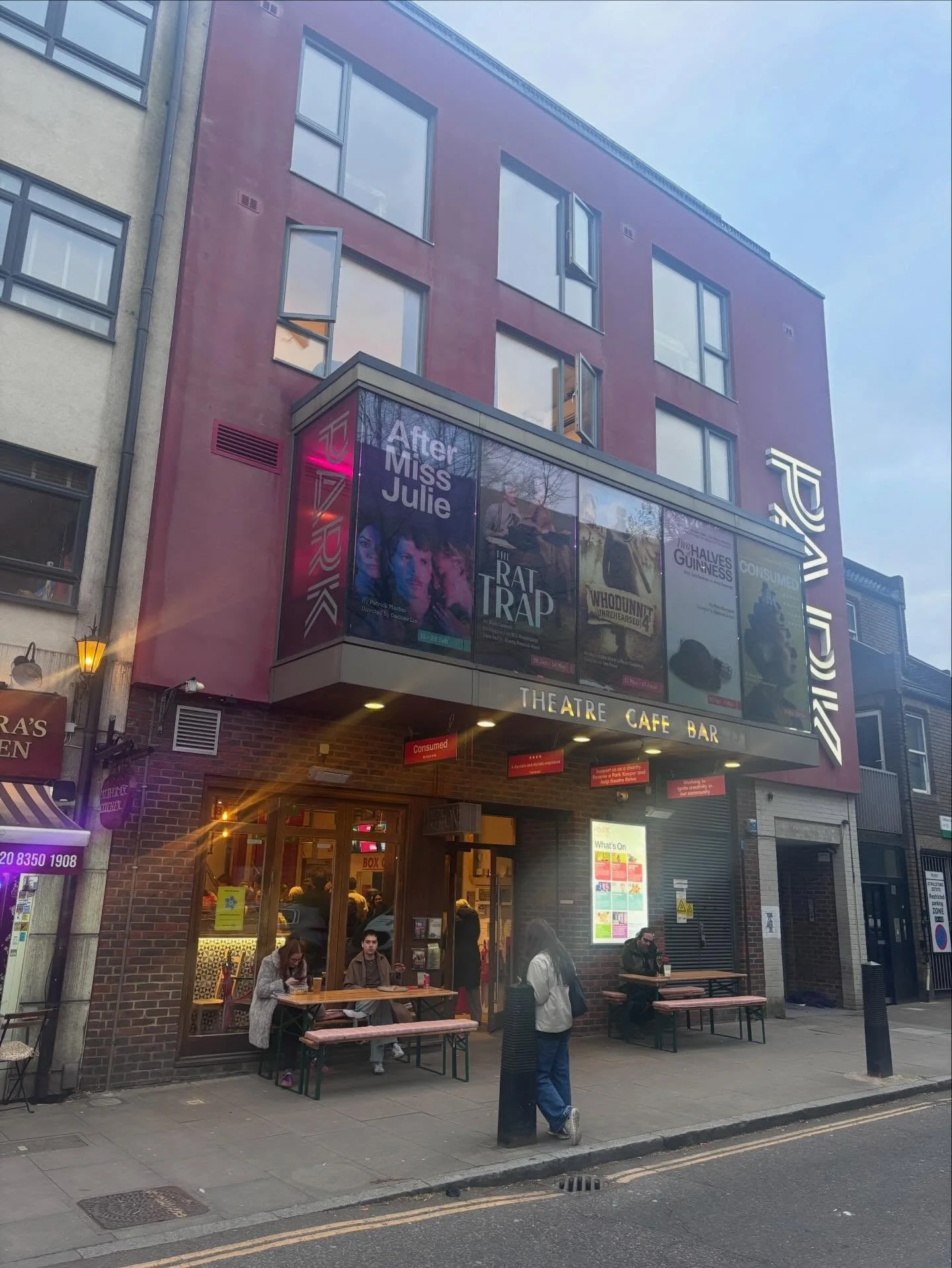 Saw @karisyma&rsquo;s &lsquo;Consumed&rsquo; at the @parktheatrelondon tonight: a black comedy about four generations of Northern Irish women, and the baggage of their dysfunction - a gradual boil to the ultimate, inevitable explosion. Felt like watc