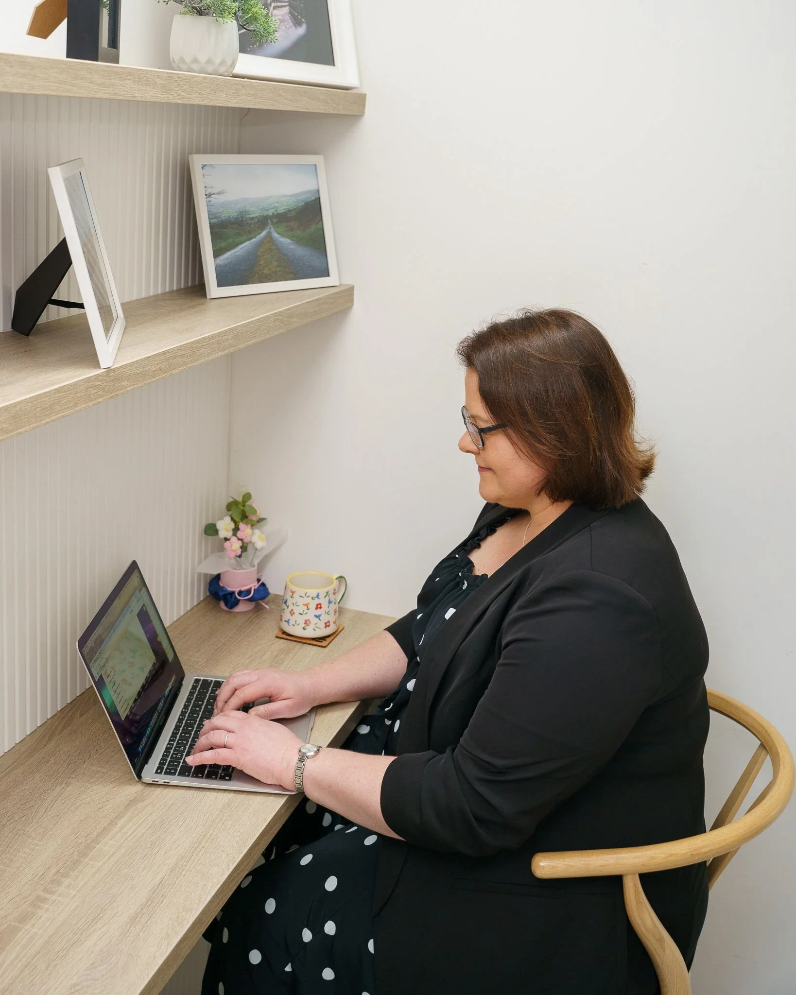 Donna Hillyer UK Ireland book editor 4