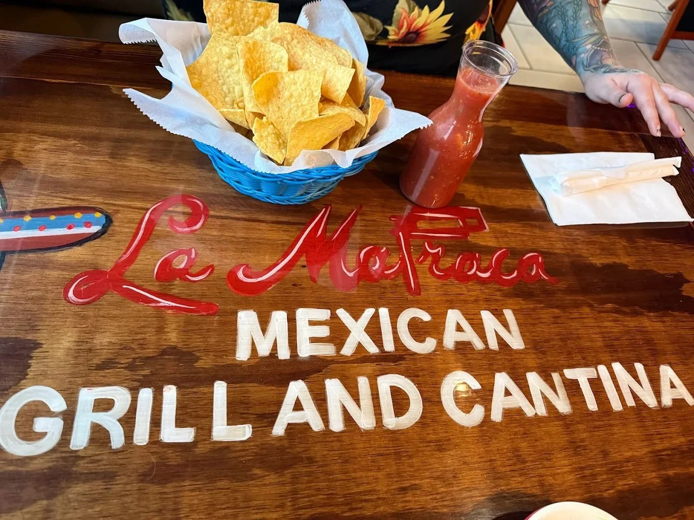 La Matraca Mexican Grill is just 4 minutes from Ecco Park Apartments! Fresh flavors, local vibes, and your next favorite dinner spot all in one! 

#EccoParkLife #CanalWinchesterEats #TacoTuesday