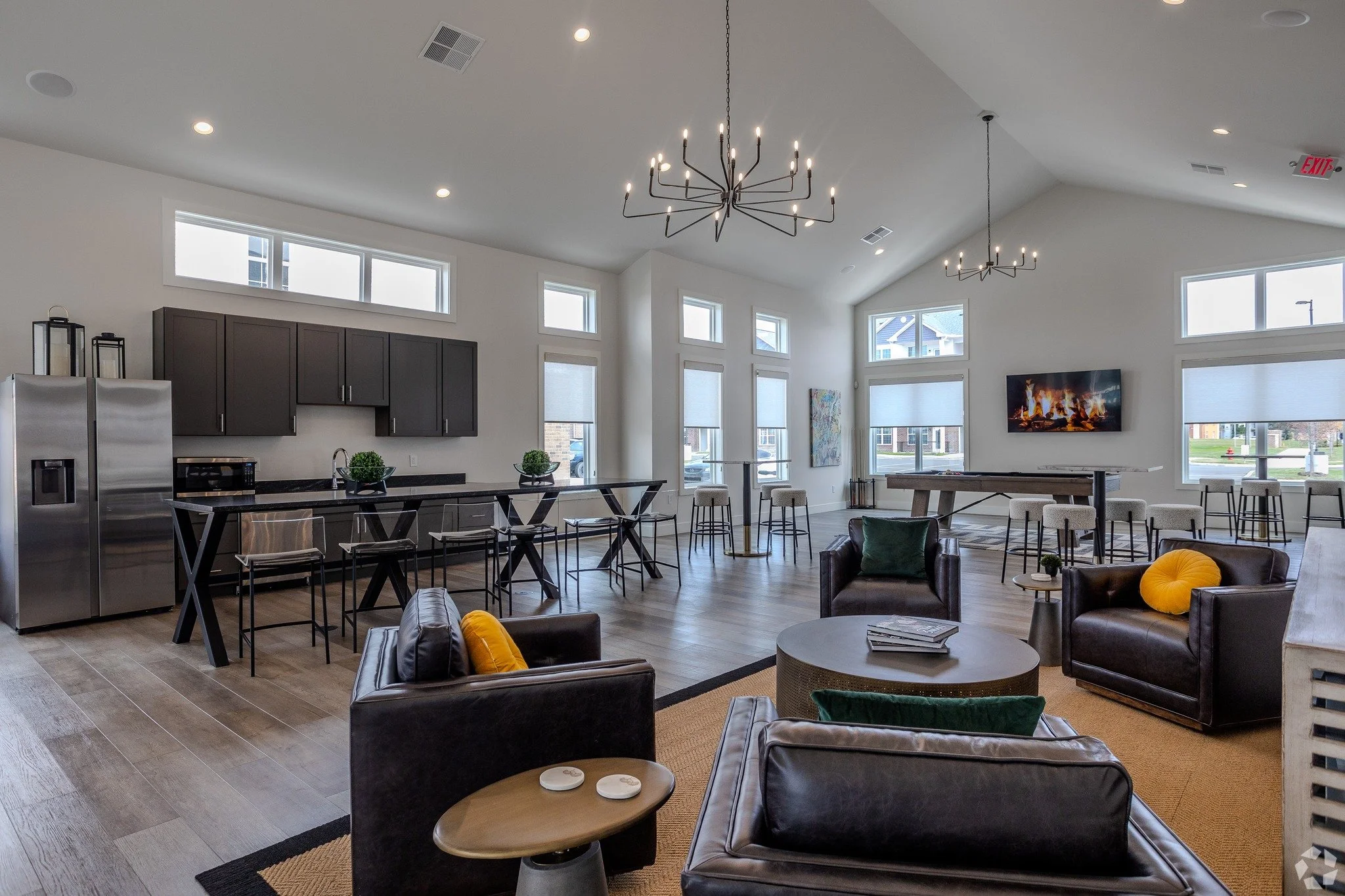 Ecco&rsquo;s thoughtfully designed amenities make every moment convenient, cozy, and connected! 

#EccoParkLiving #ModernComfort