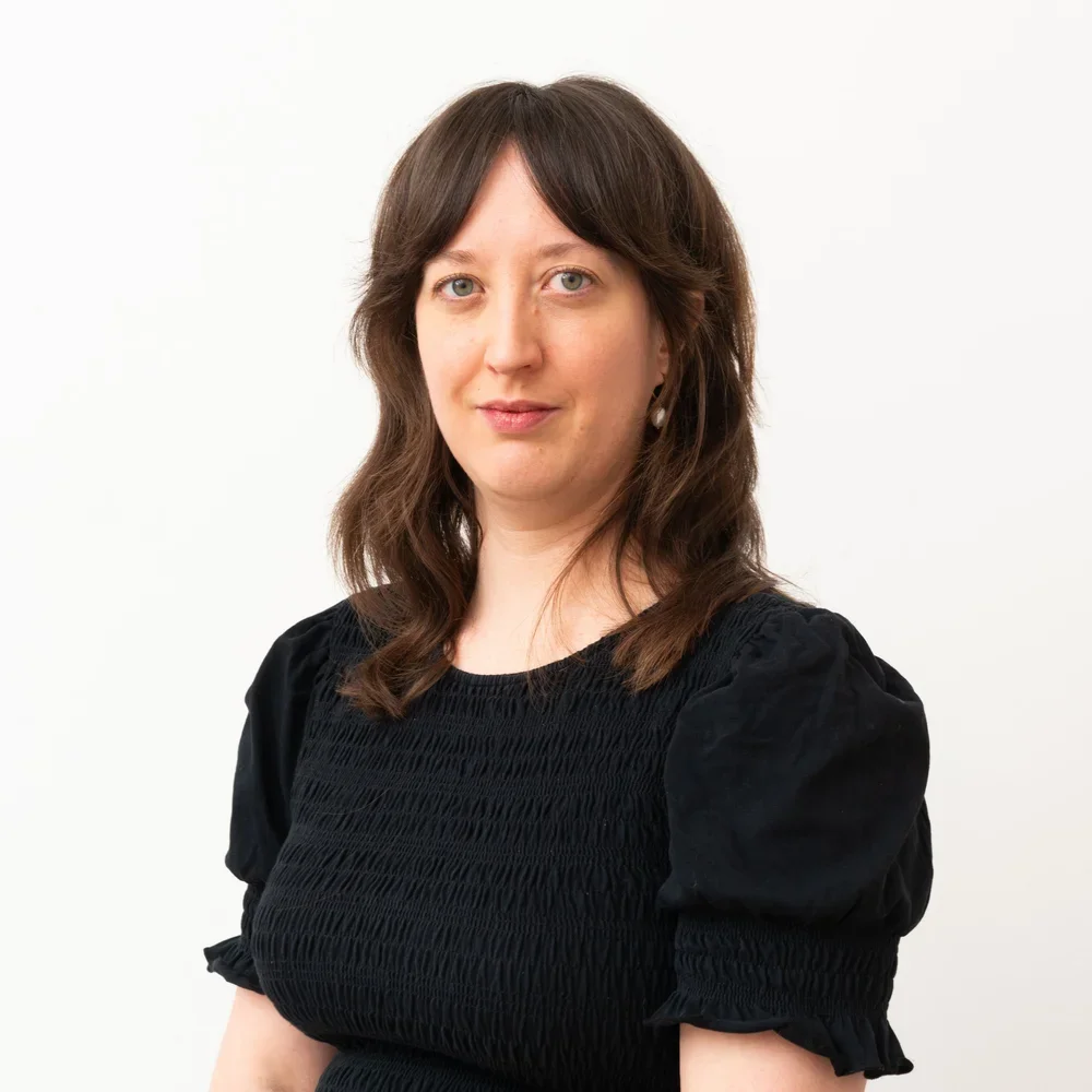 Katherine Harvath, Credentialed Appraiser at DeGroot Fine Art — fine art appraiser and curator with over a decade of experience and advanced degrees from the University of Chicago and the School of the Art Institute of Chicago.