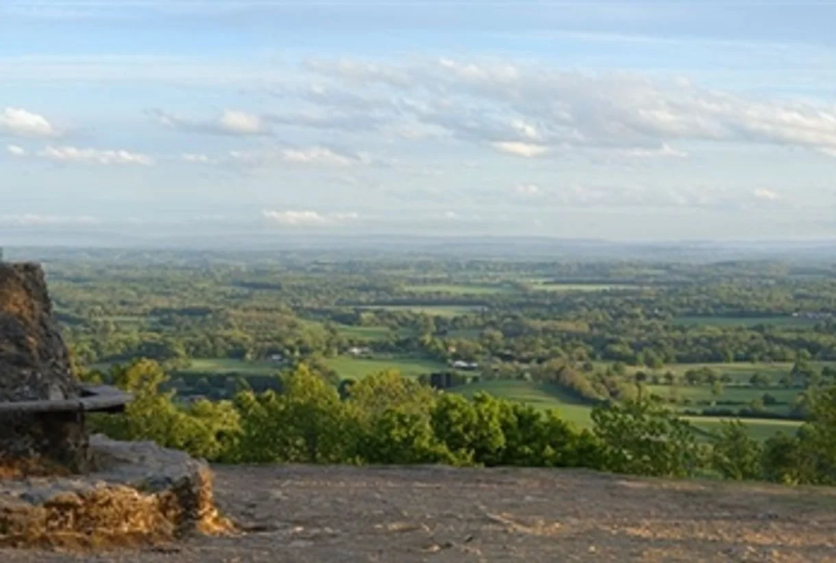 Holmbury Hill.jpg