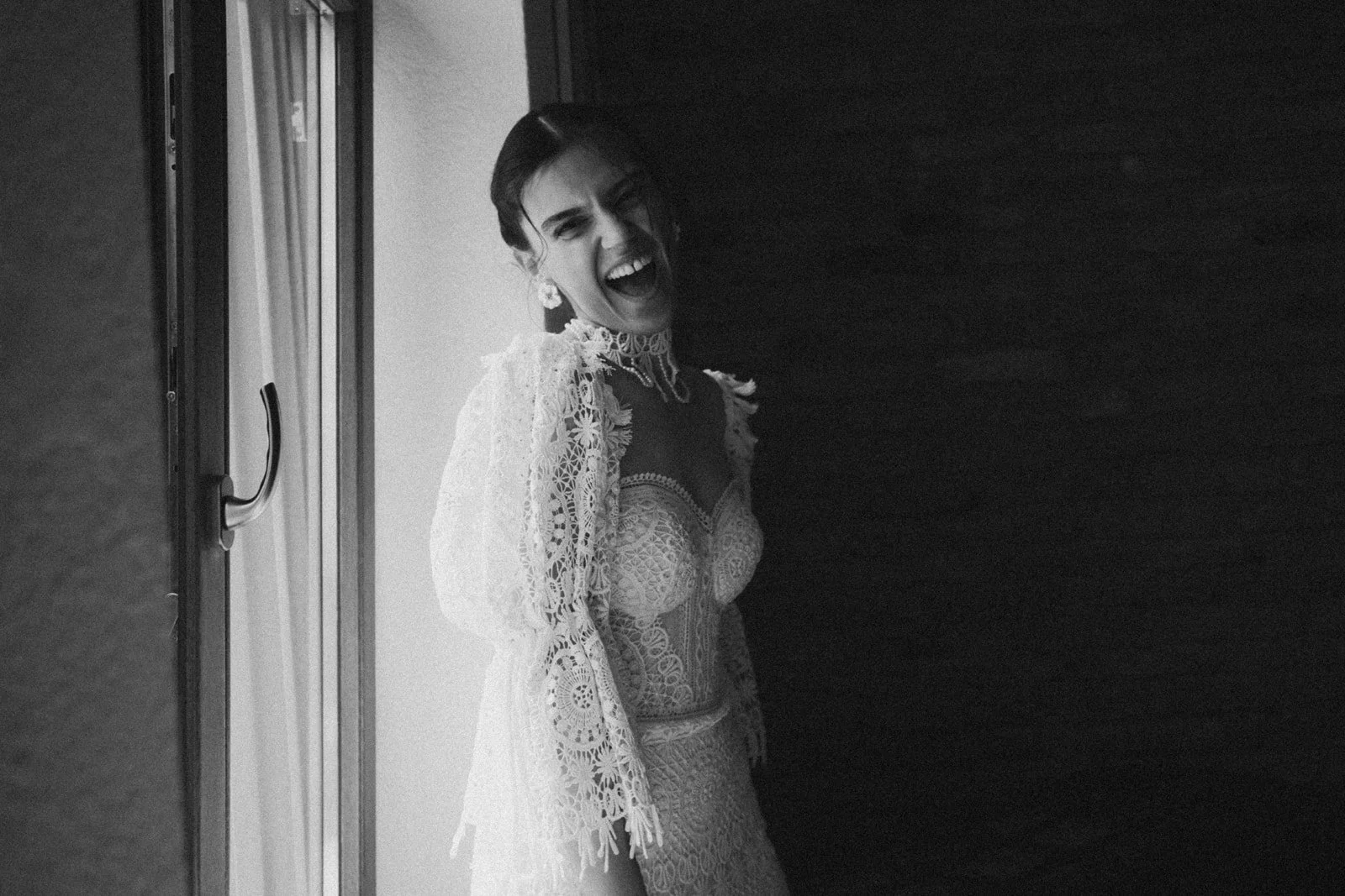 Destination wedding photographer / Transylvania wedding photographer / Criț wedding