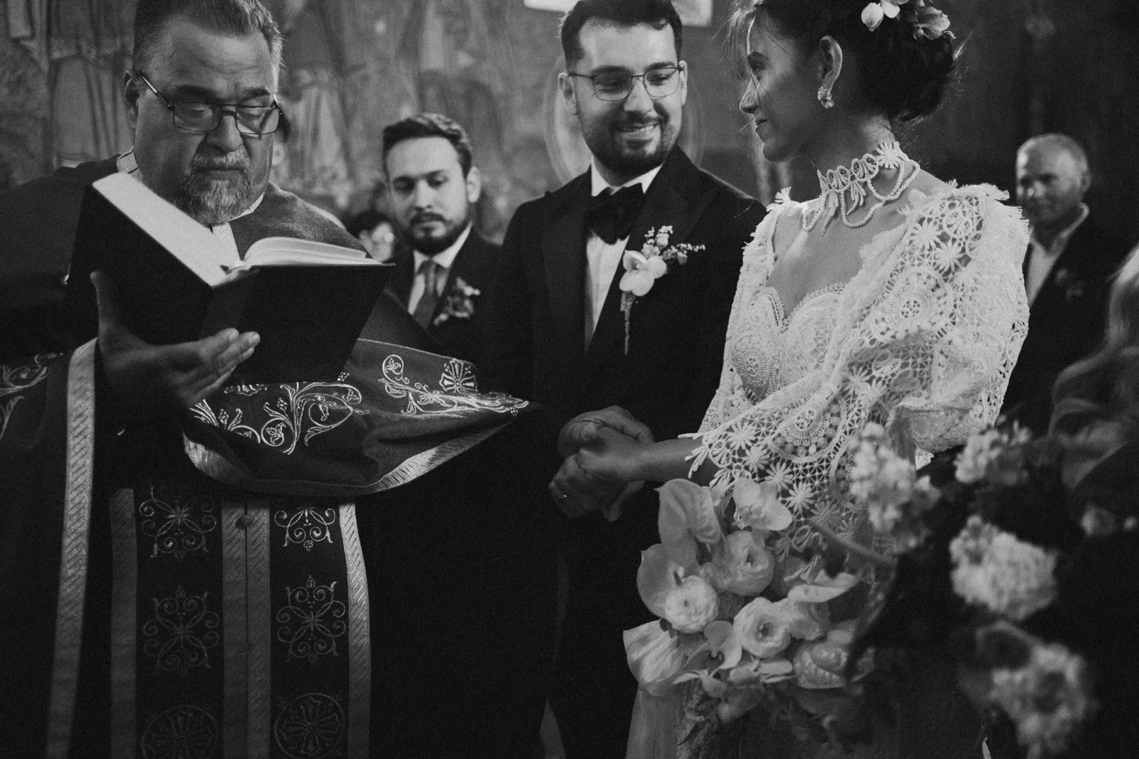 Romania wedding photographer / Transylvania wedding photographer / Criț wedding / Casa Kraus