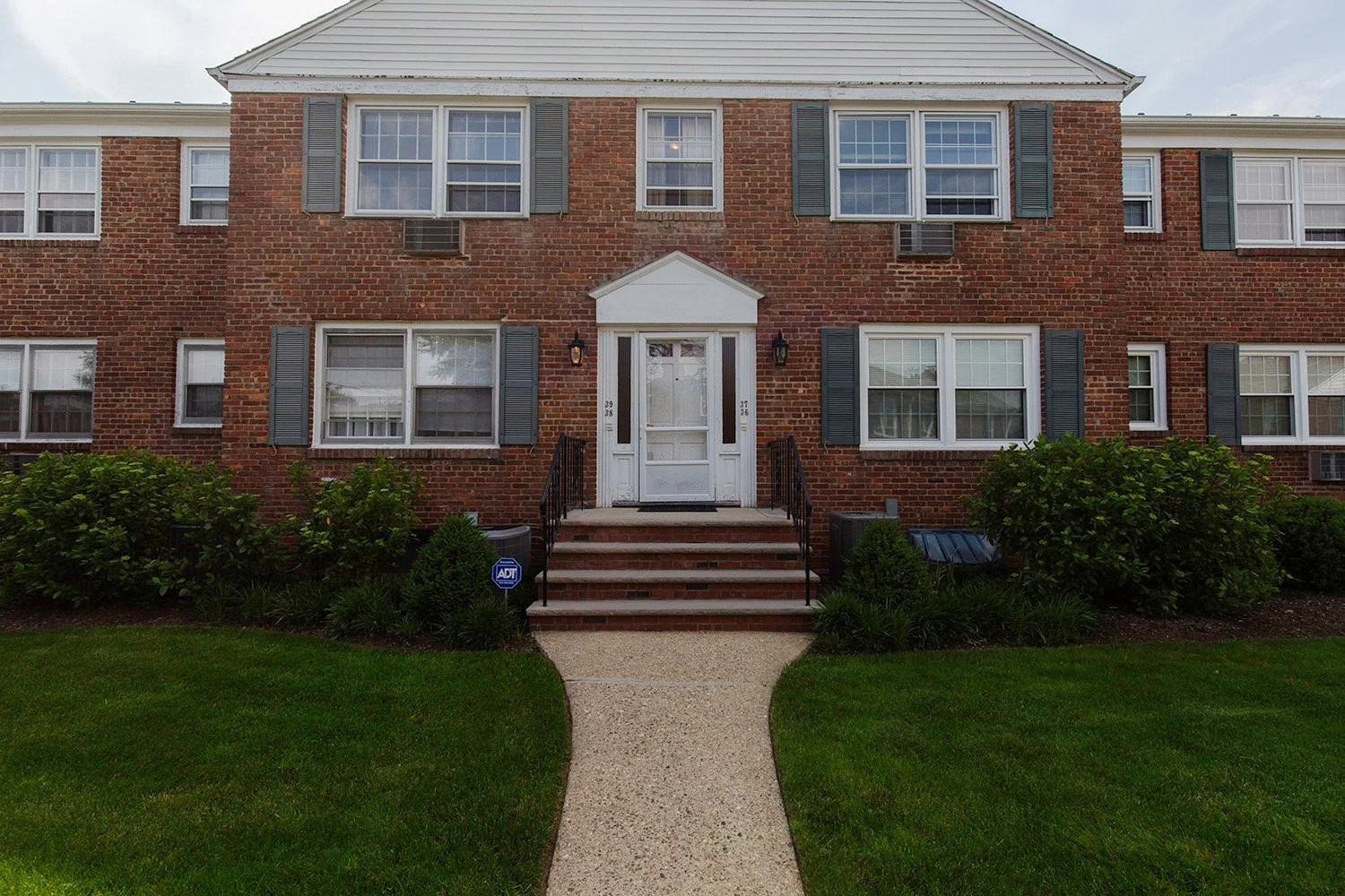 68-86 New England Ave #39 | Summit, NJ 