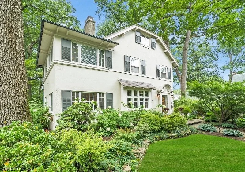125 Oak Ridge Ave. | Summit, NJ 