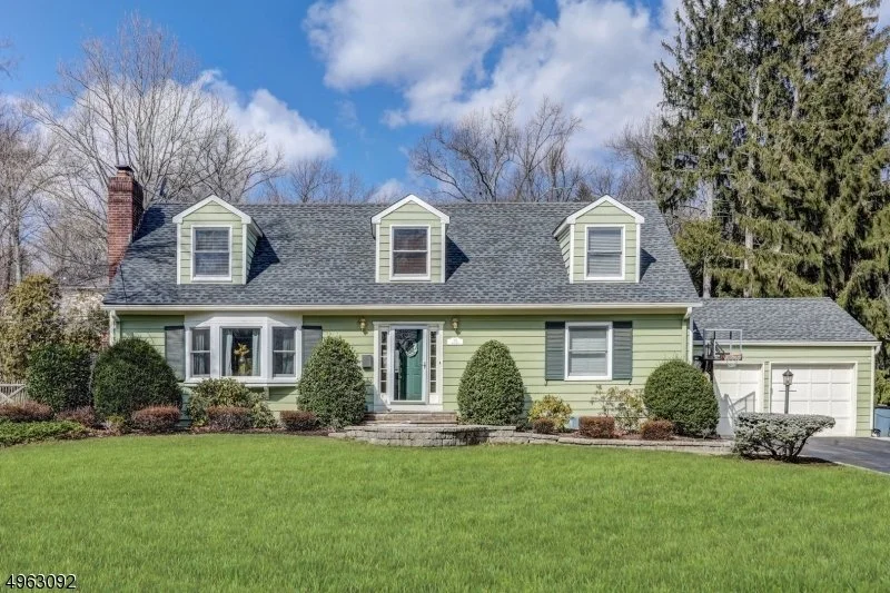 112 Essex Rd. | Summit, NJ