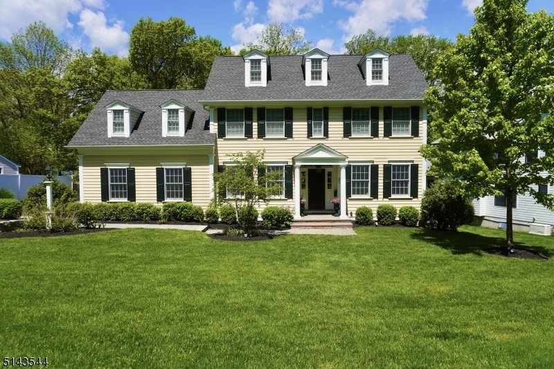 21 Joanna Way | Summit, NJ 