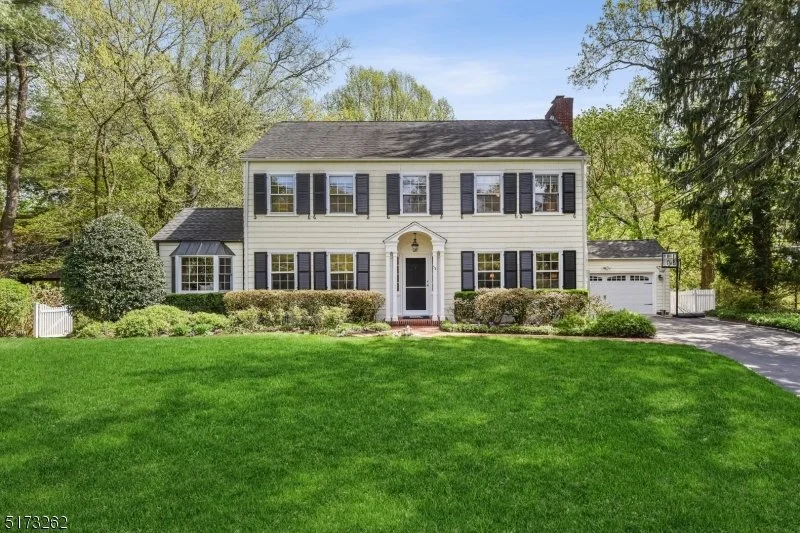 54 Valley View Ave. | Summit, NJ 