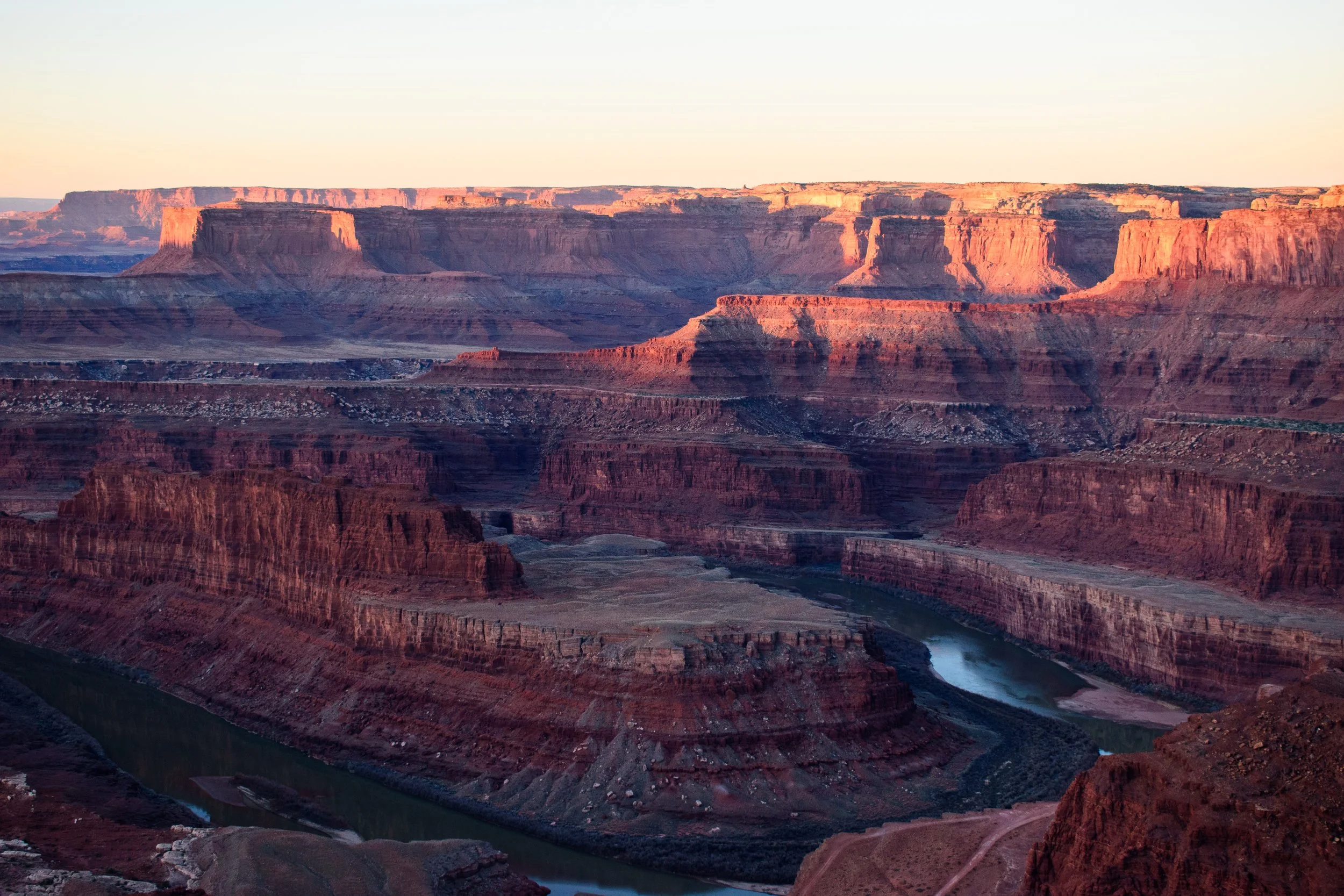 Dead horse state park in Utah, a unbelievable scene of red rocks at sunrise that will make a non-believer, believe.