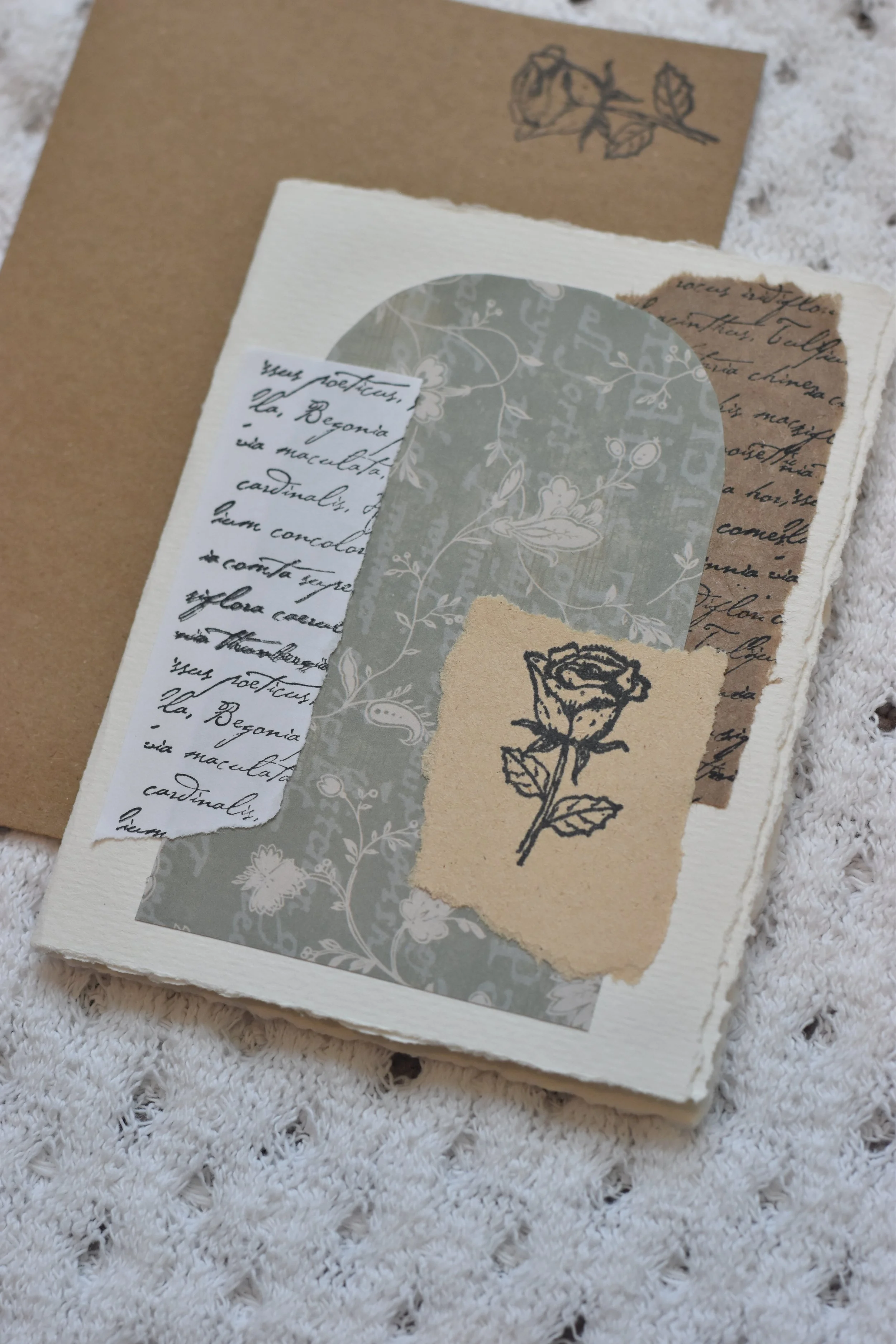Green floral rose (single)