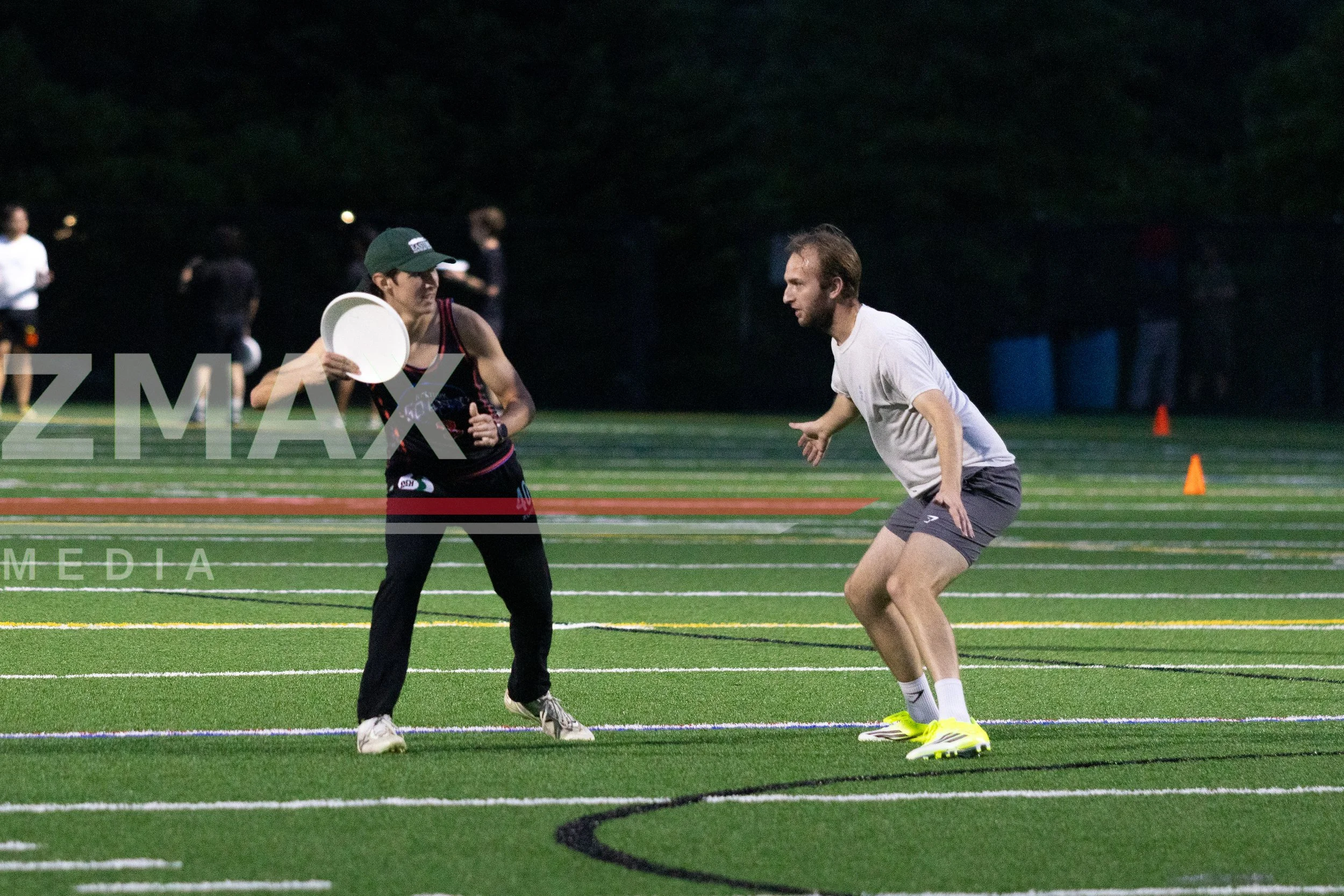 Frisbee -13.jpg