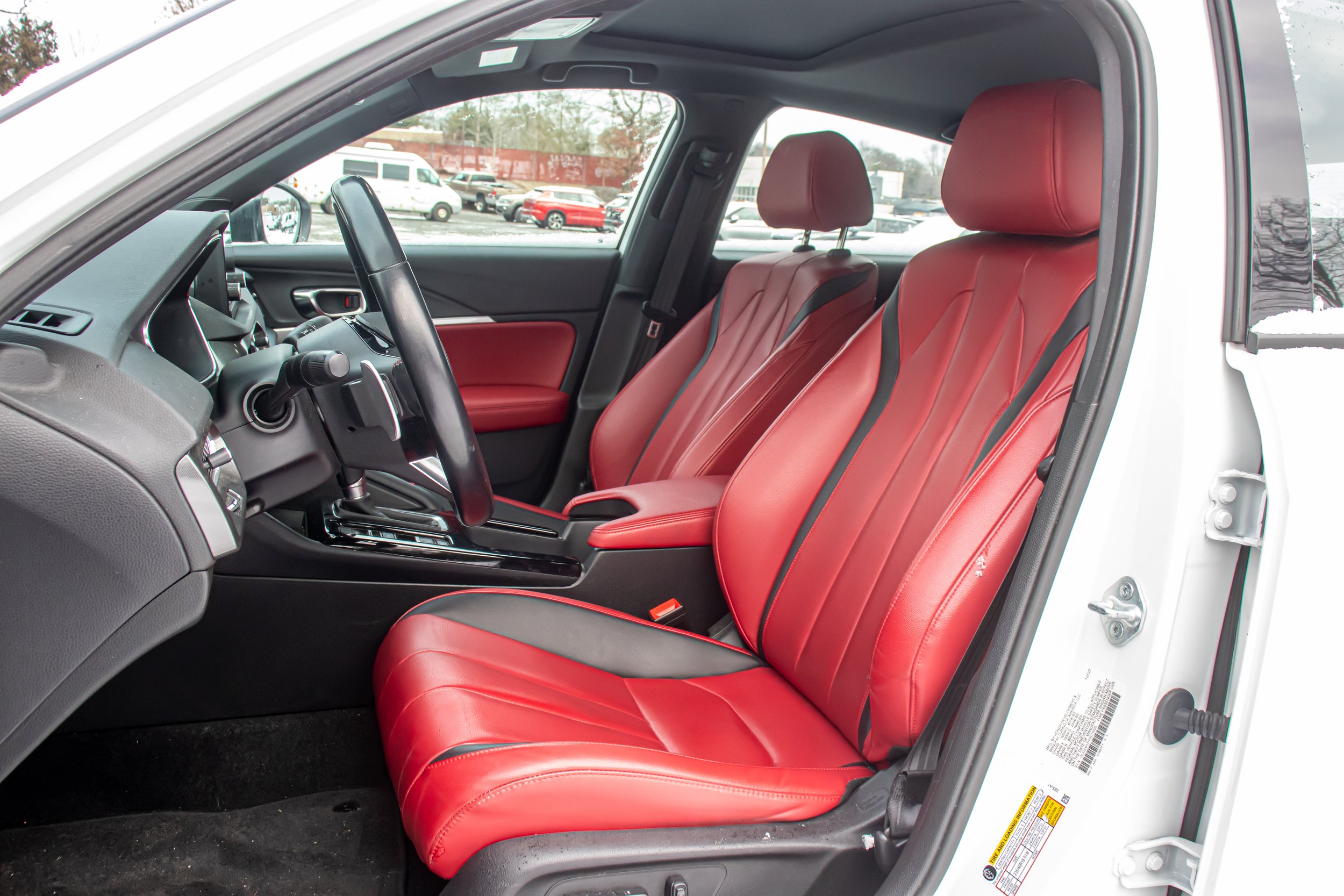 Integra White-13.jpg