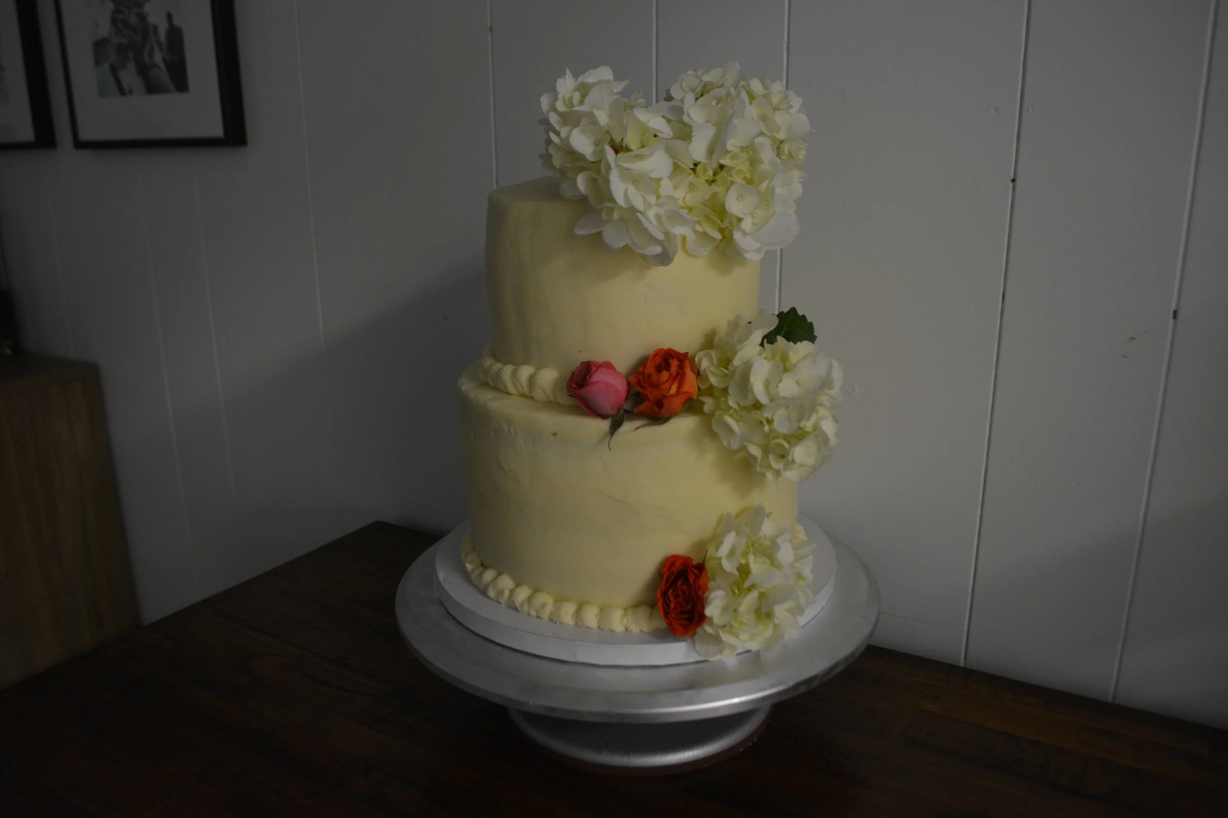 Custom Made-to-Order Organic Cakes