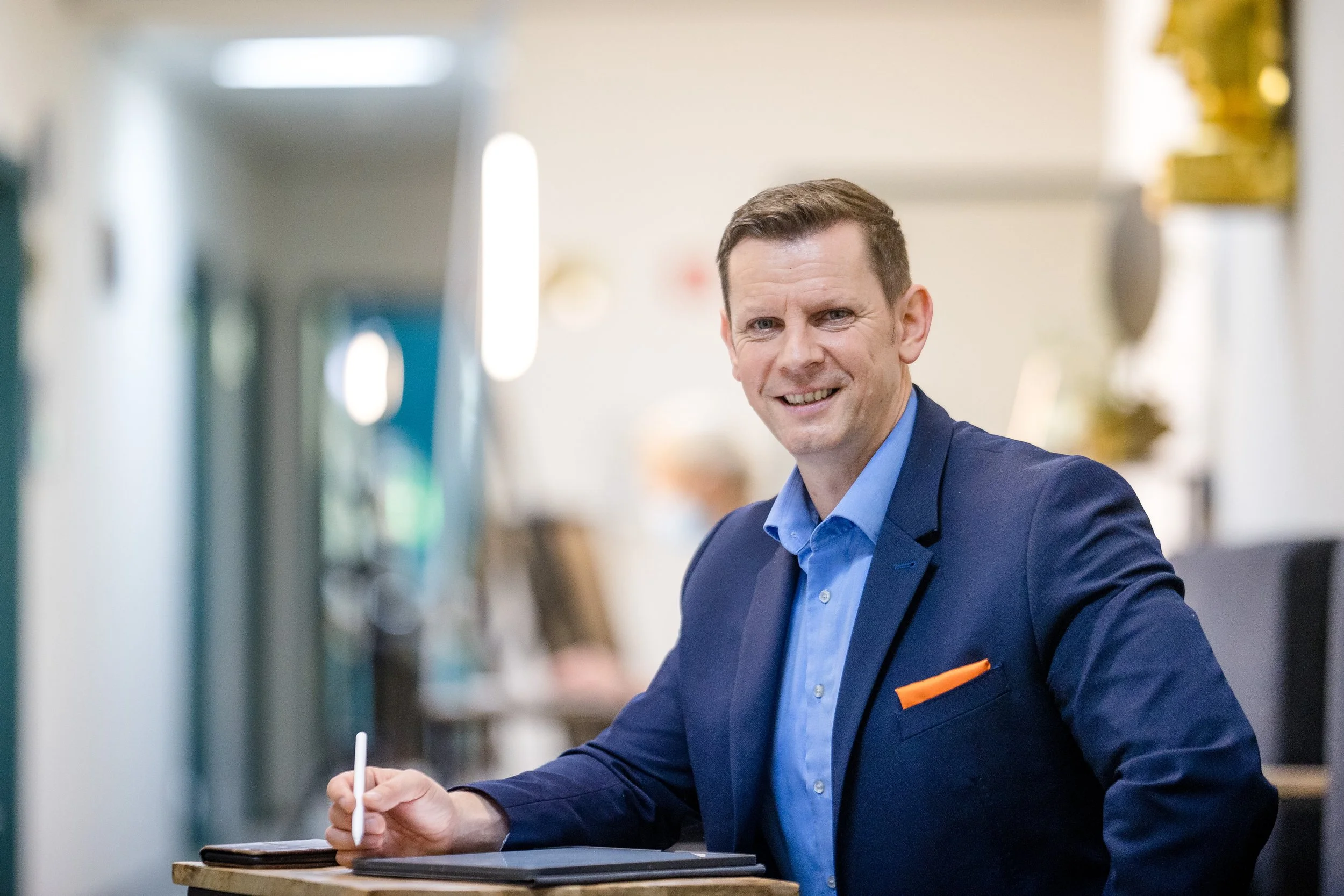 Kontaktaufnahme mit der Team und Leadership Consulting UG