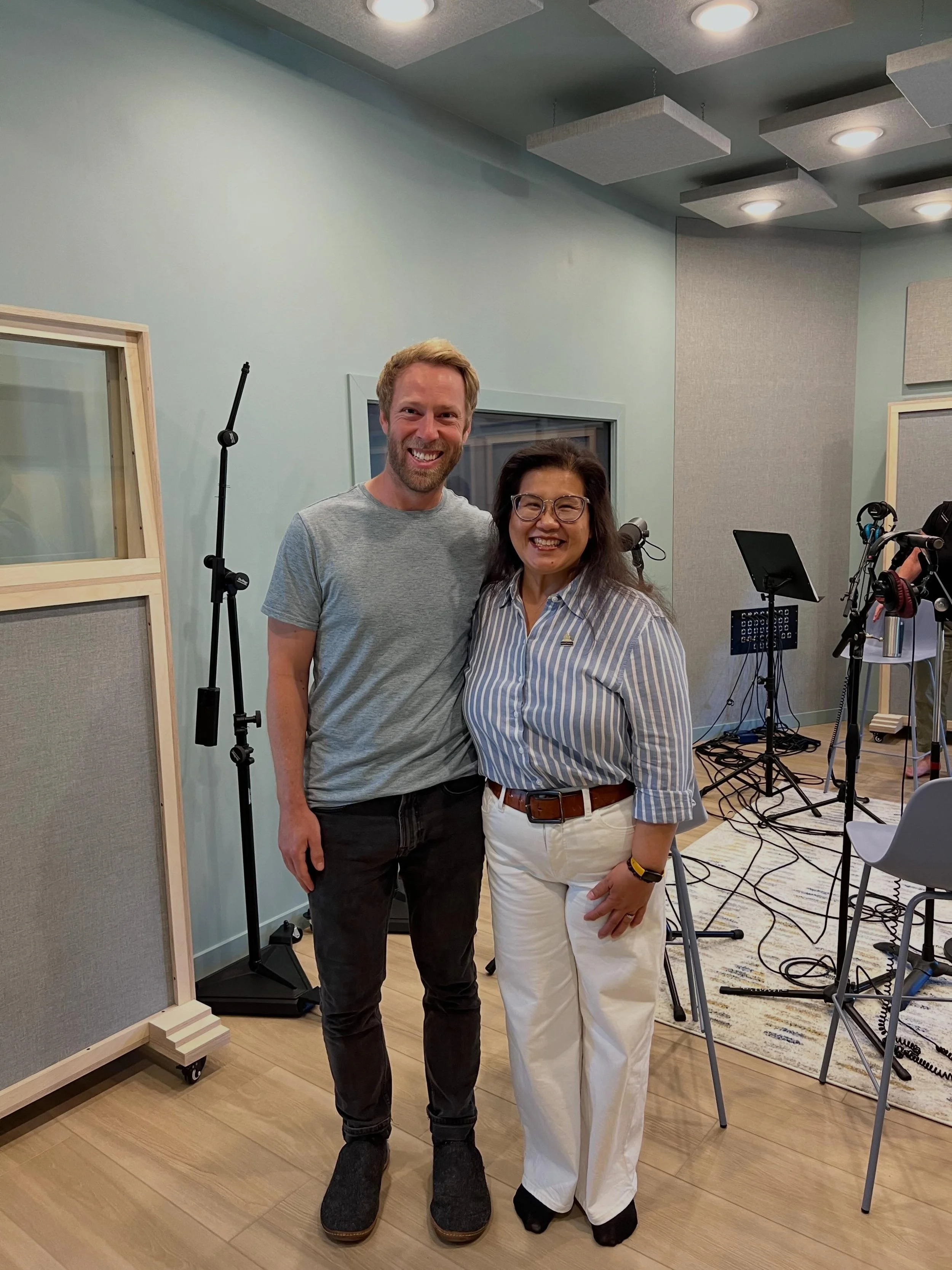 We had the pleasure of hosting St. Paul&rsquo;s own Mayor Her at the studio this weekend!! 🤩 

Mayor Her is the first woman and Hmong person to become mayor in St. Paul. We are big fans&mdash;she is a kind and brave leader fighting for justice and e