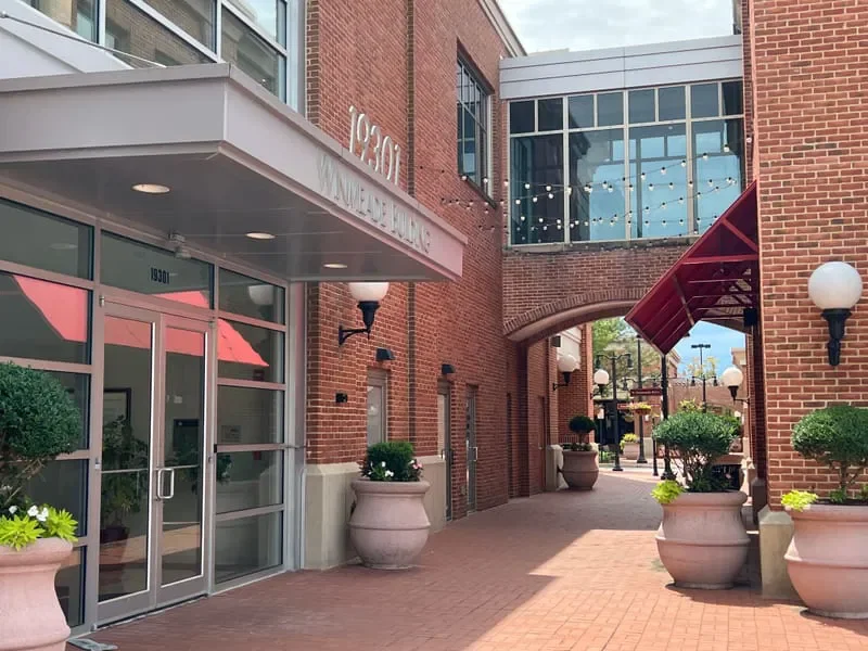 Clarity Office Entrance - Lansdowne