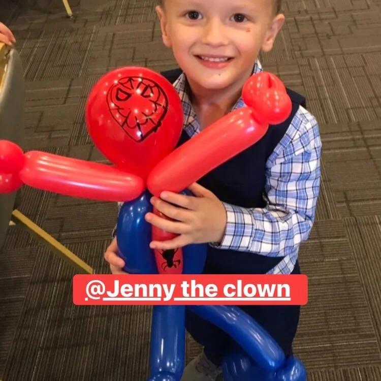 Balloon Twisting fun with @jennytheclown1!!! #balloontwister #balloontwisting #longislandkids #longislandkidsparties #longislandnewyork #suffolkcounty #nassaucounty #queenscounty #childrensparty #childrenspartyentertainment