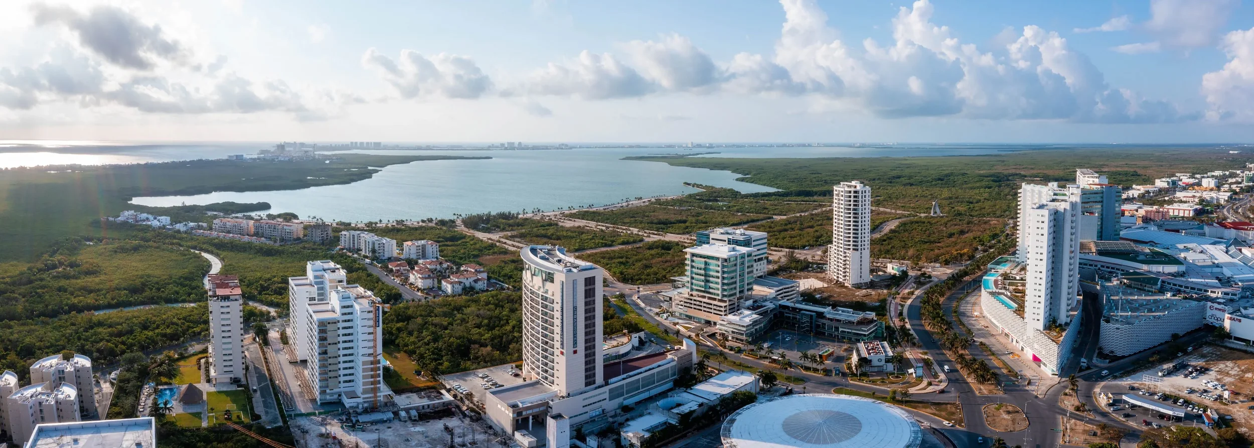 Vivir en Cancún: cómo es el día a día en el Caribe Mexicano