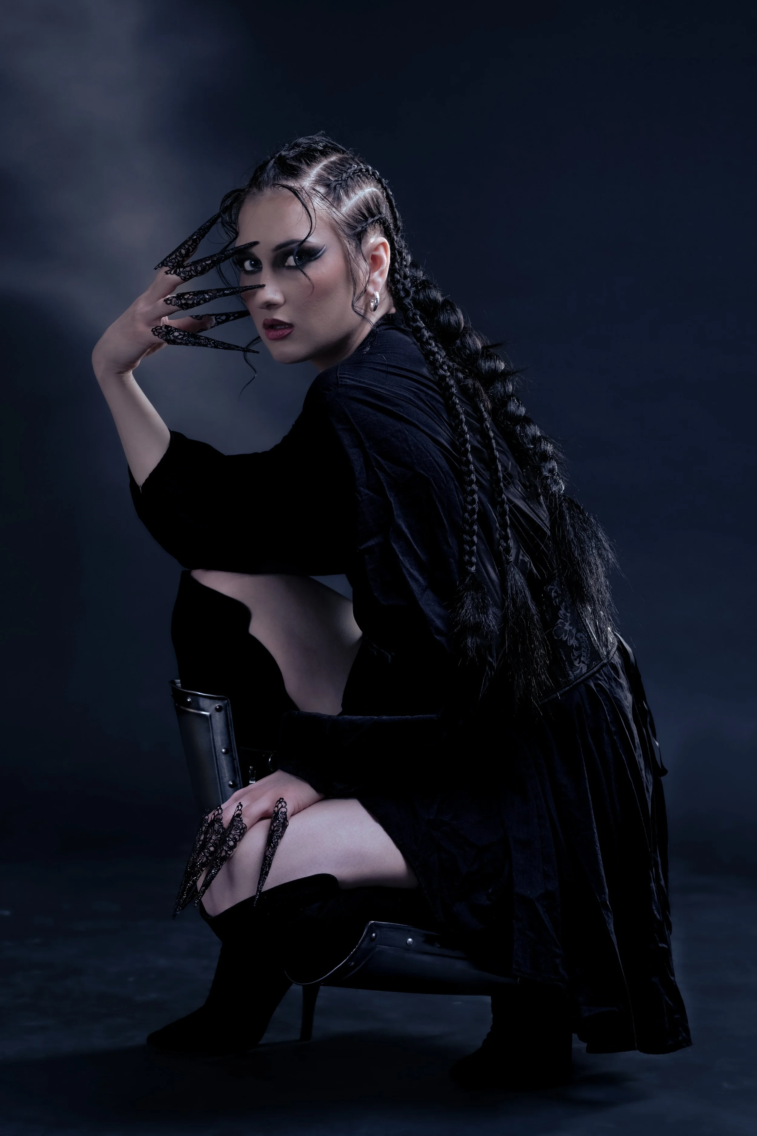 Vika Black Claws-2.jpg