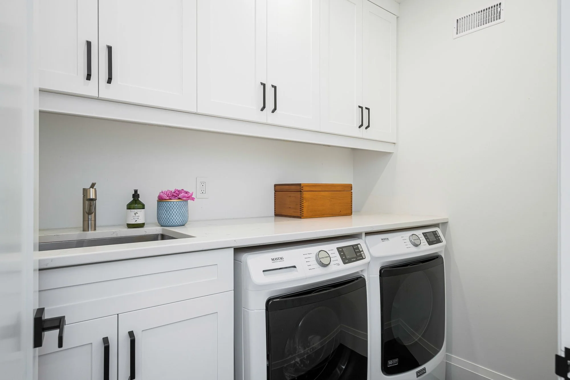 55_saint_lawrence_street_main_69.jpg
