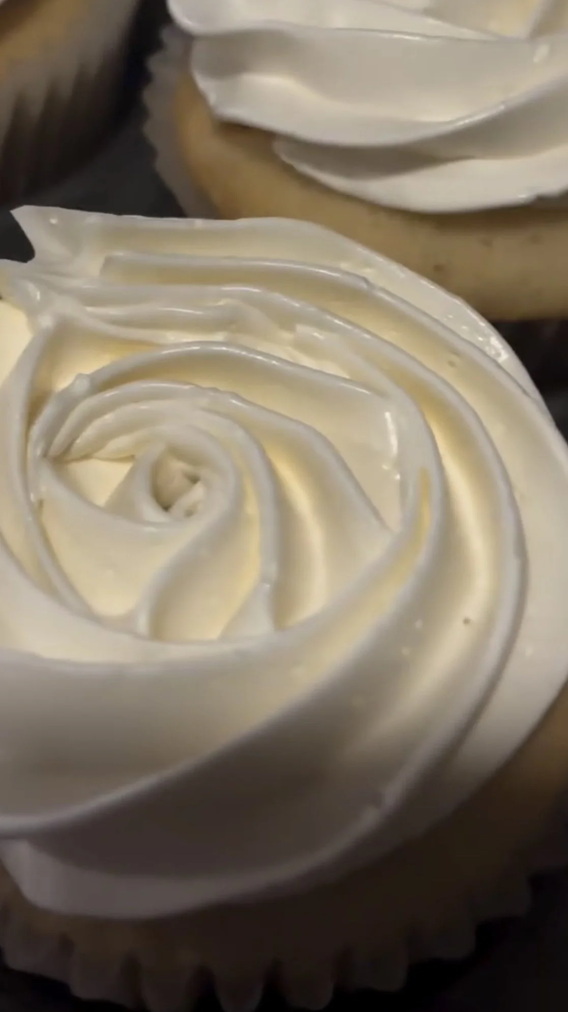 Half Doz Cupcake Deluxe