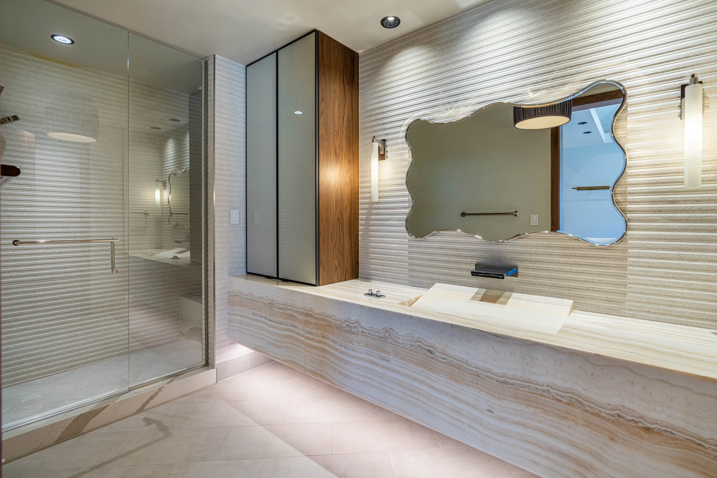 JH Main Guest Suite2.jpg