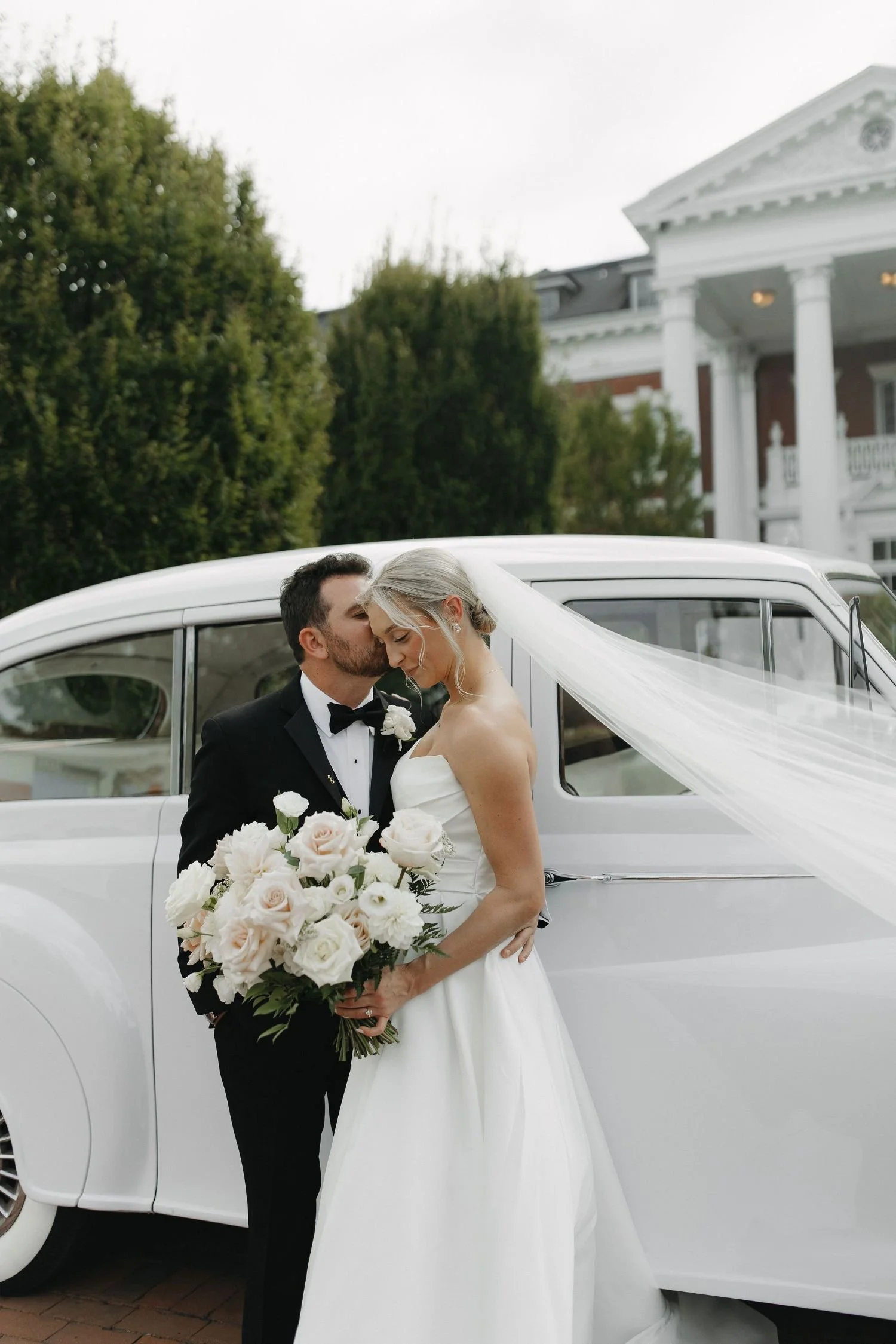 bourne-mansion-long-island-new-york-wedding-photographer-shelby-laine-491.jpg