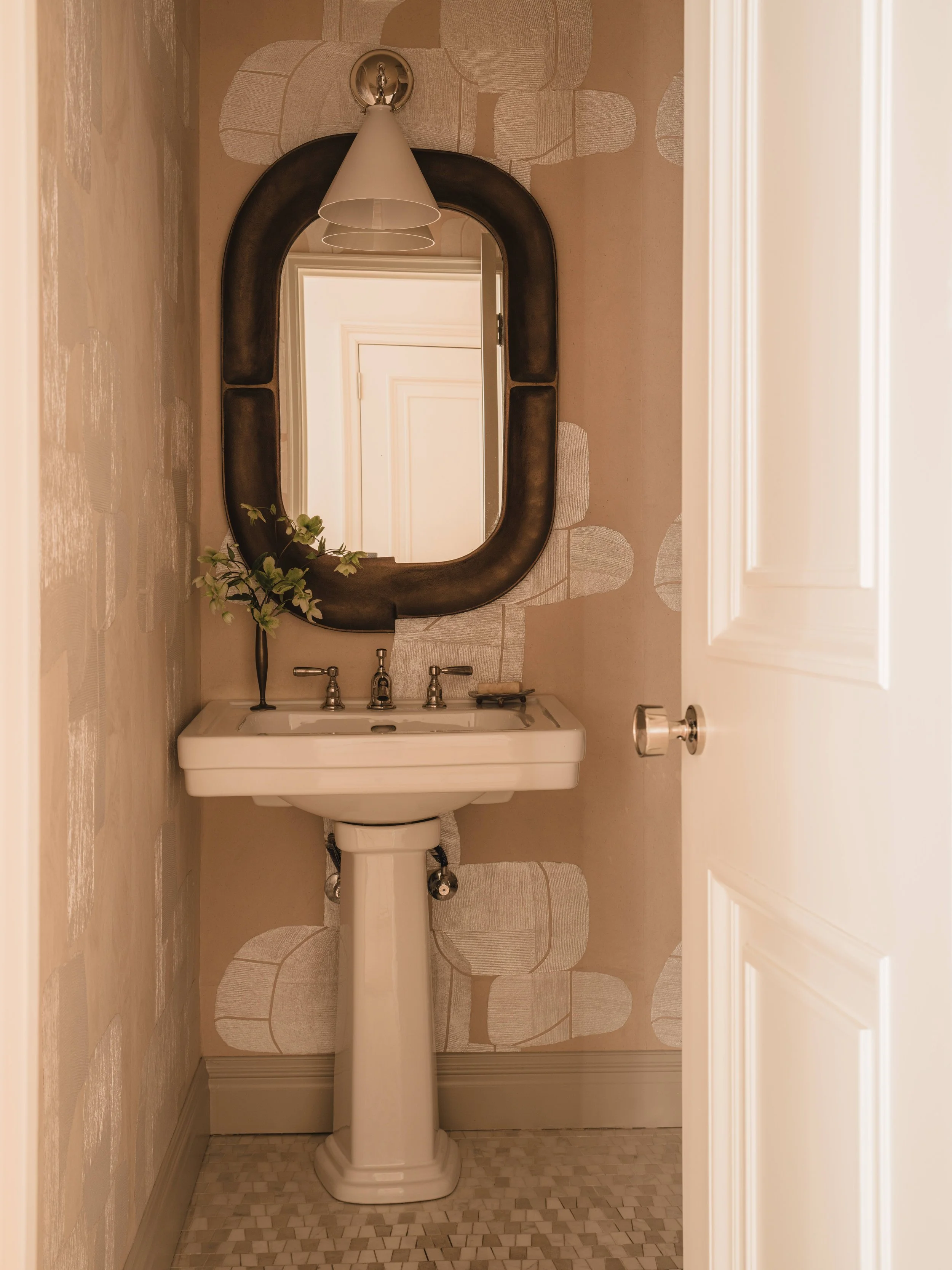 PHOTOGRAPHY | MATTHEW KAPPAS
ARCHITECTURE | DESIGN AND ARCHITECTURE BY NICKI GITLIN