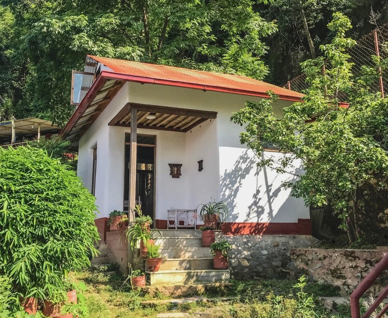NEPAL STRAW BALE &amp; BAMBOO HOUSE