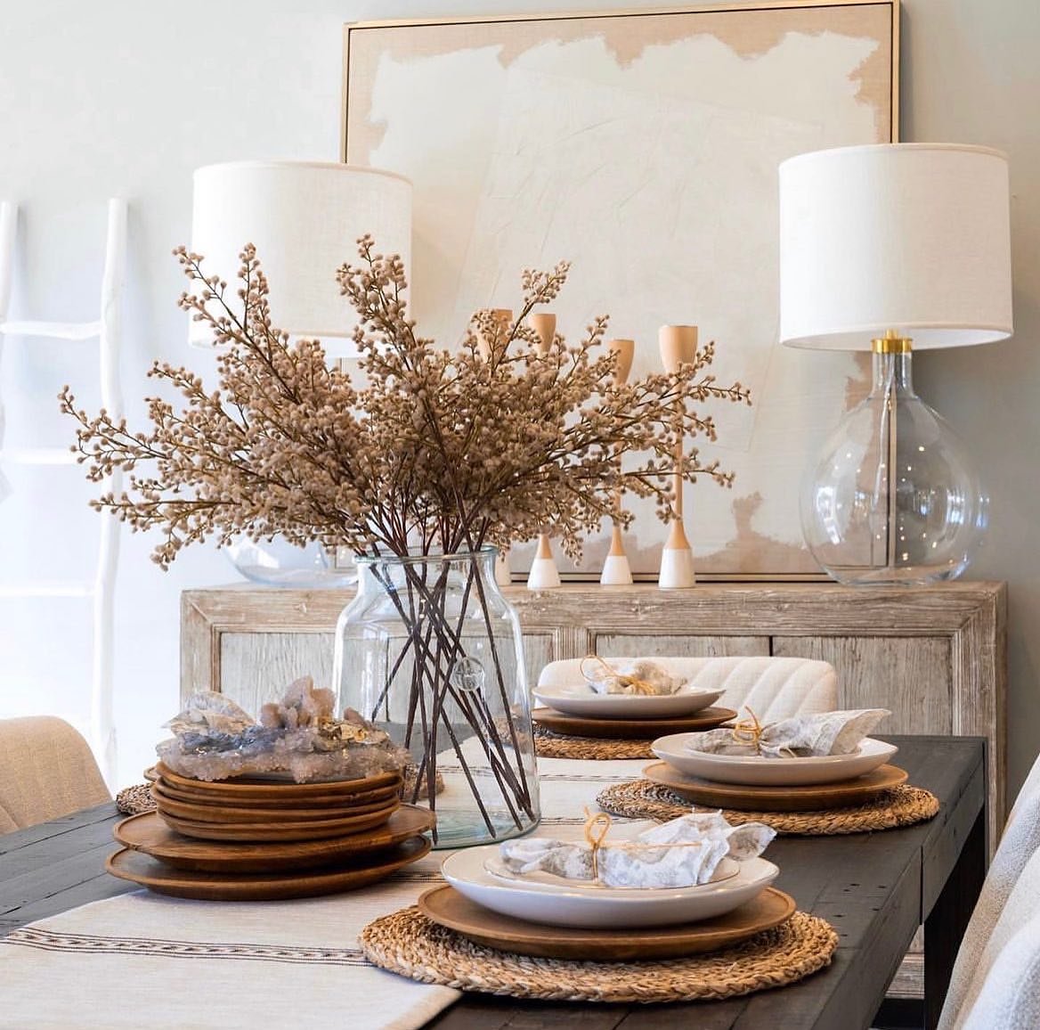 Harvest hues... 🍂

#homedecor #interiordesign #interiordecor #interiorinspo #interiordesigntips #decorideas #descorinspo #livingroomdecor #kitchendecor #bedroomdecor #kitchendesign #homeinspiration #dreamhome #realestate #rennovated #instahome #inte