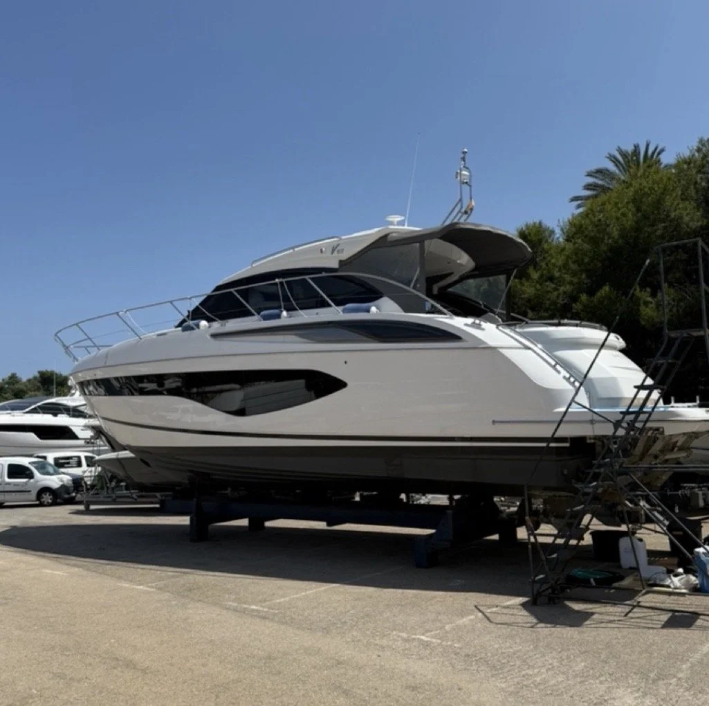 Full-Service Yacht Refit & Management