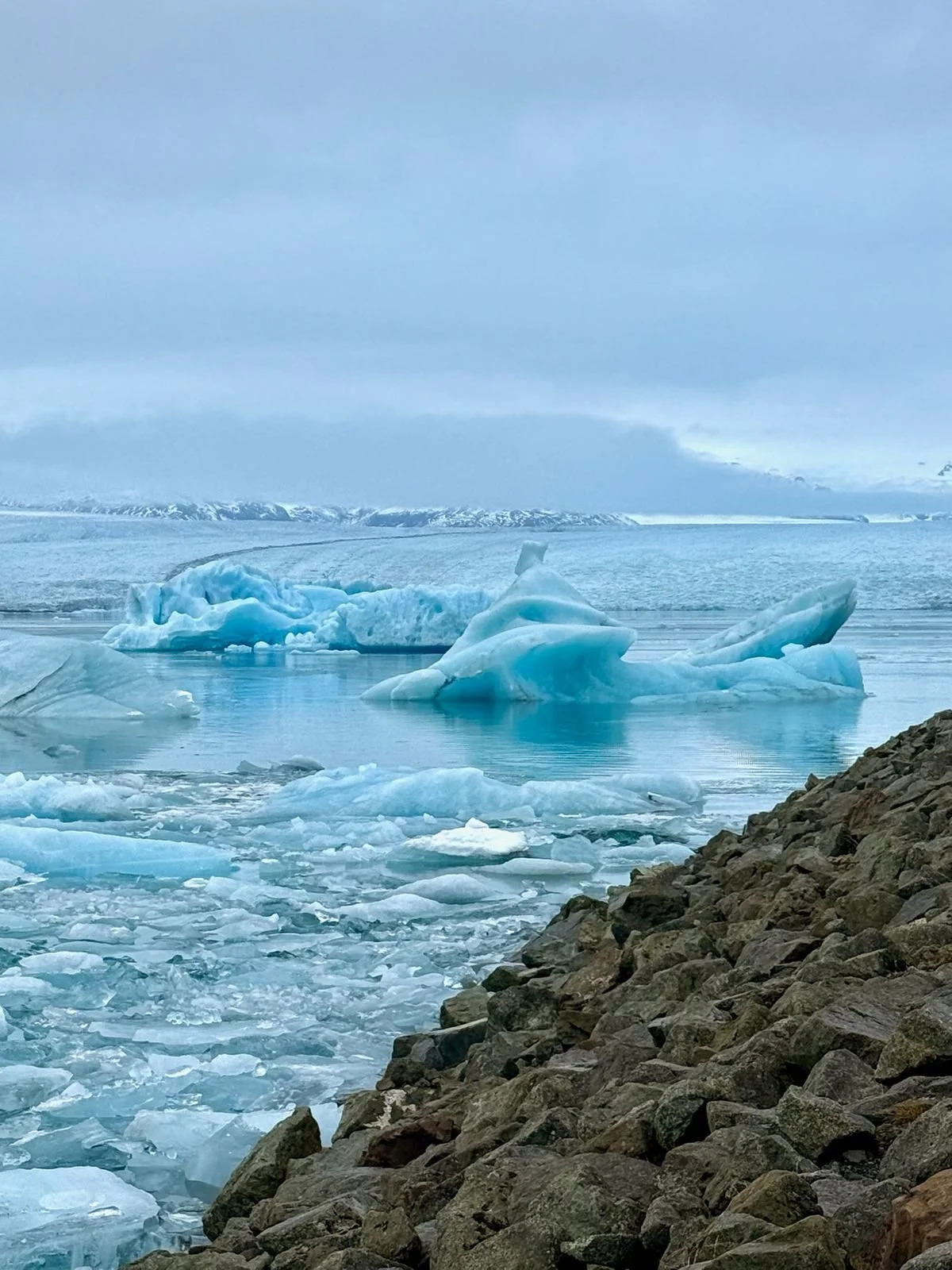 Iceland-Glacier-Lagoon-Hike