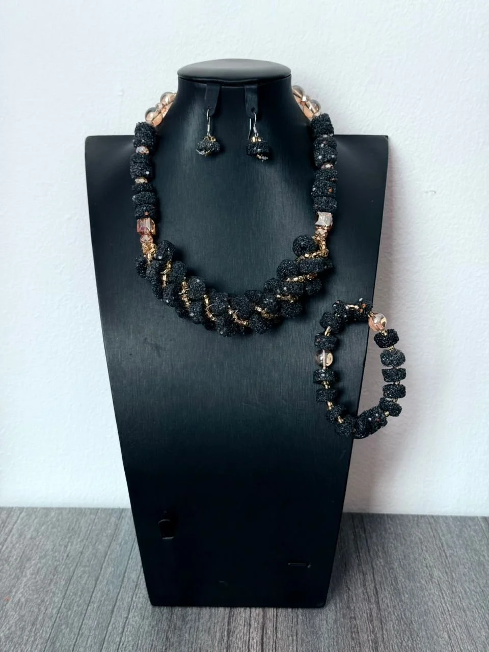 Black Sugar Glass Jewelry Set