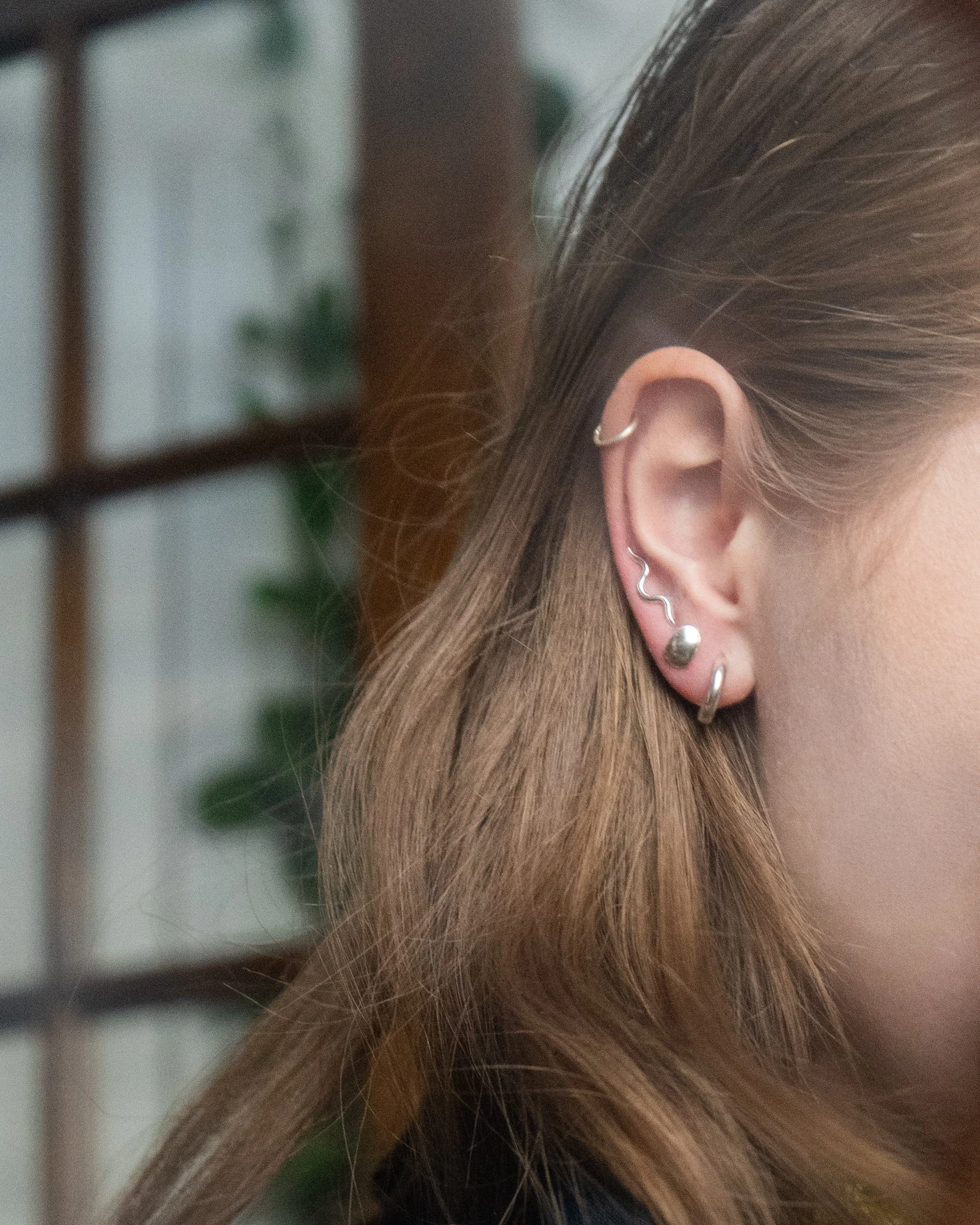 NEST & KNOLL STUDS