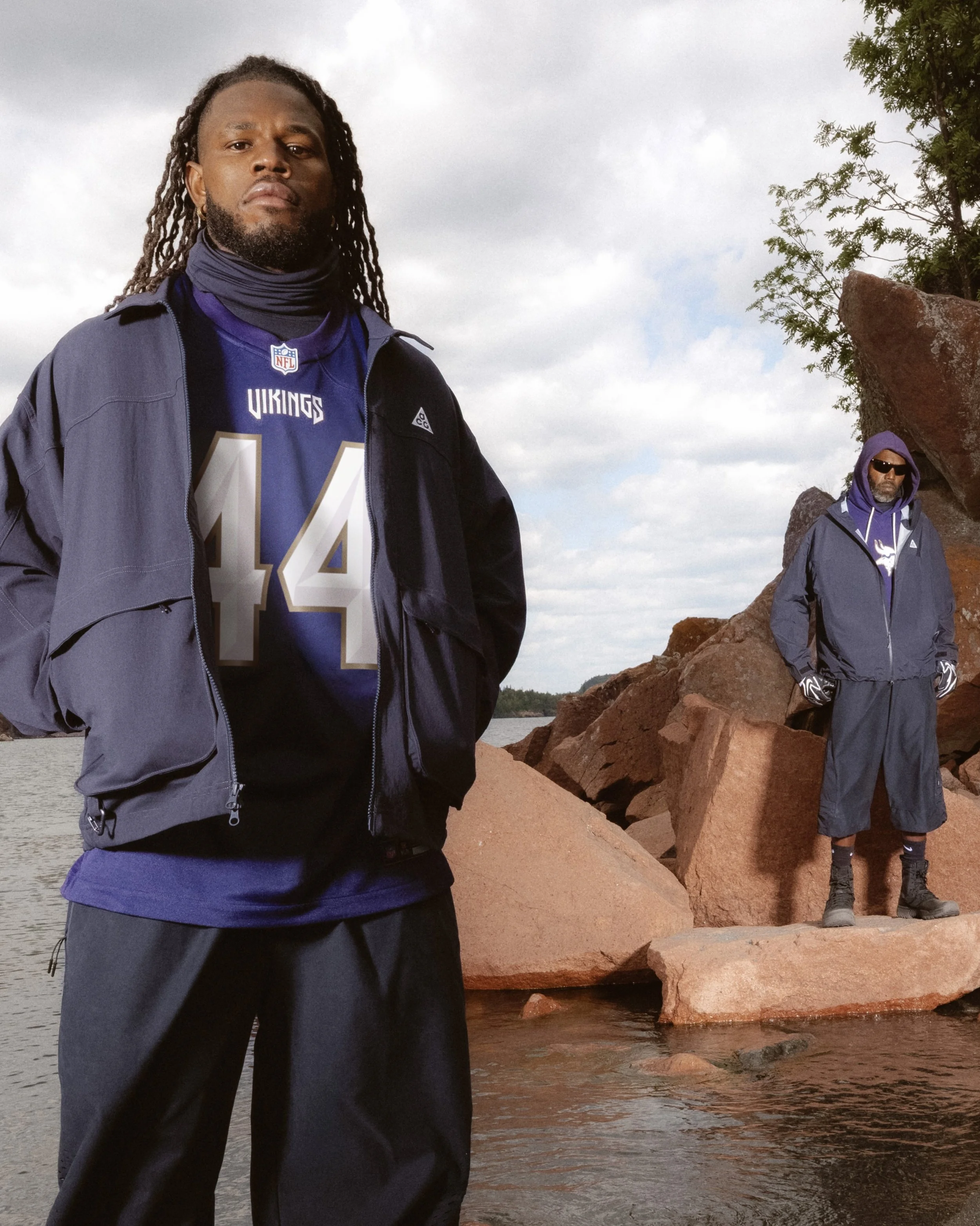 003_fa26-nfl-rivalries-tg-vikings-group-4x5.jpg