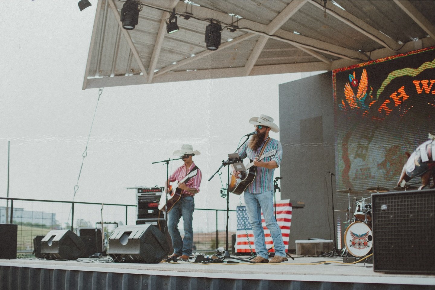 Thanks to @cargo_tx for having us out this past weekend! @sonsofbocephus put on a heck of a show!