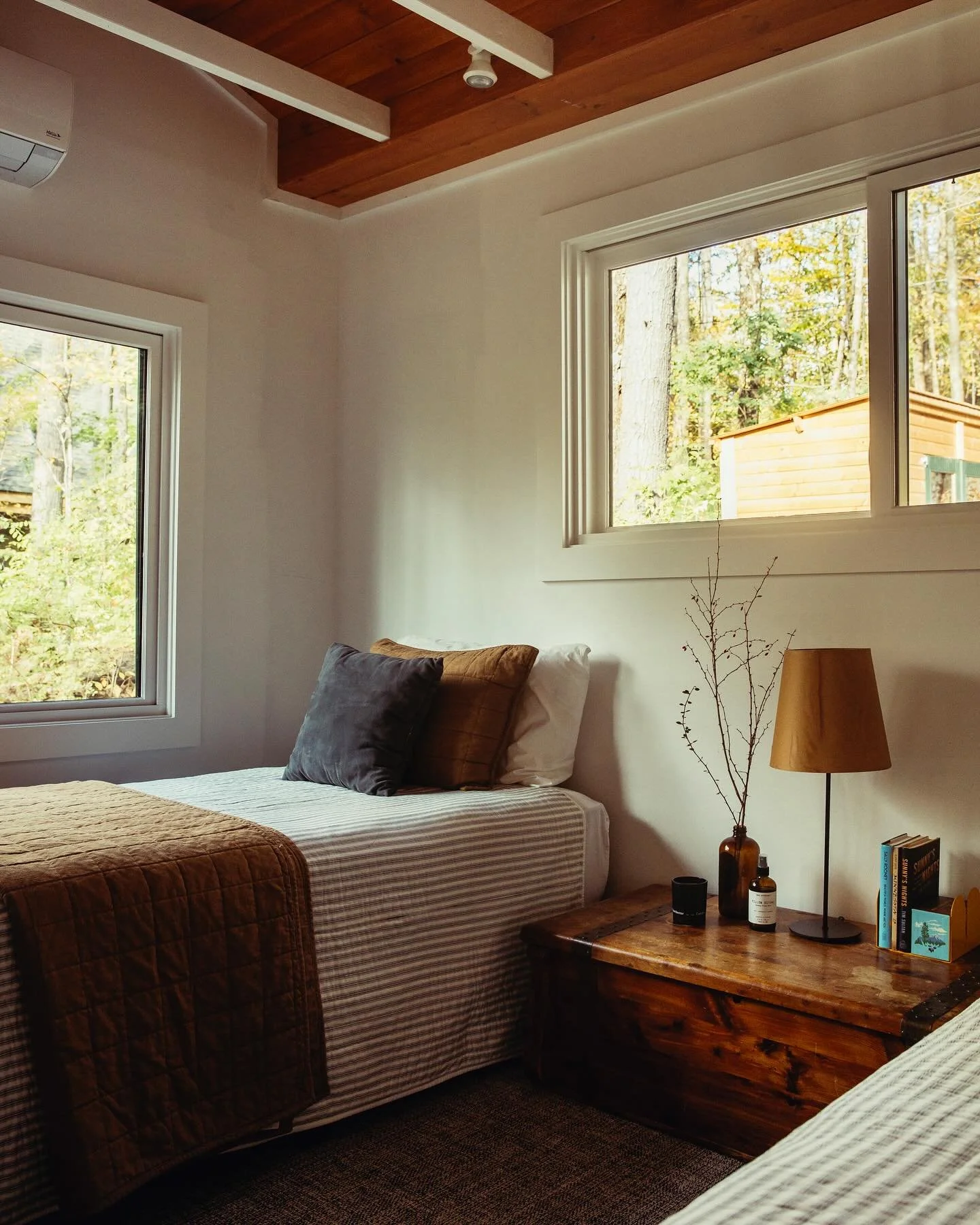 Simple guest bedroom at a recently completed project.

Photography by @sashaisrael