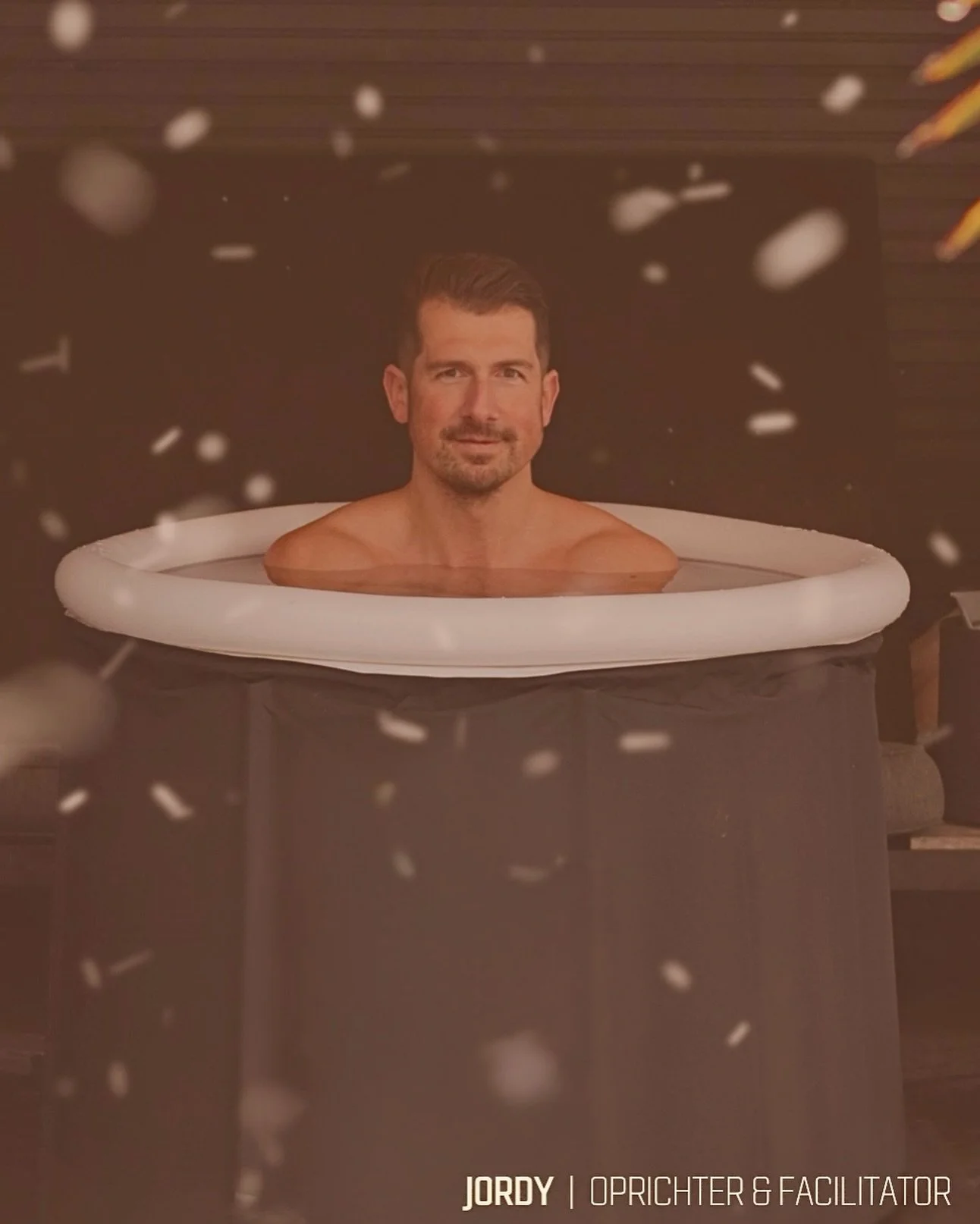 Hey man! Ik vond het de hoogste tijd om mezelf even aan je voor te stellen. Mijn naam is Jordy en ik ben oprichter van en facilitator bij WE ARE MEN. WE ARE MEN is ontstaan vanuit een eigen behoefte. De behoefte aan een plek waar je als man jezelf ka