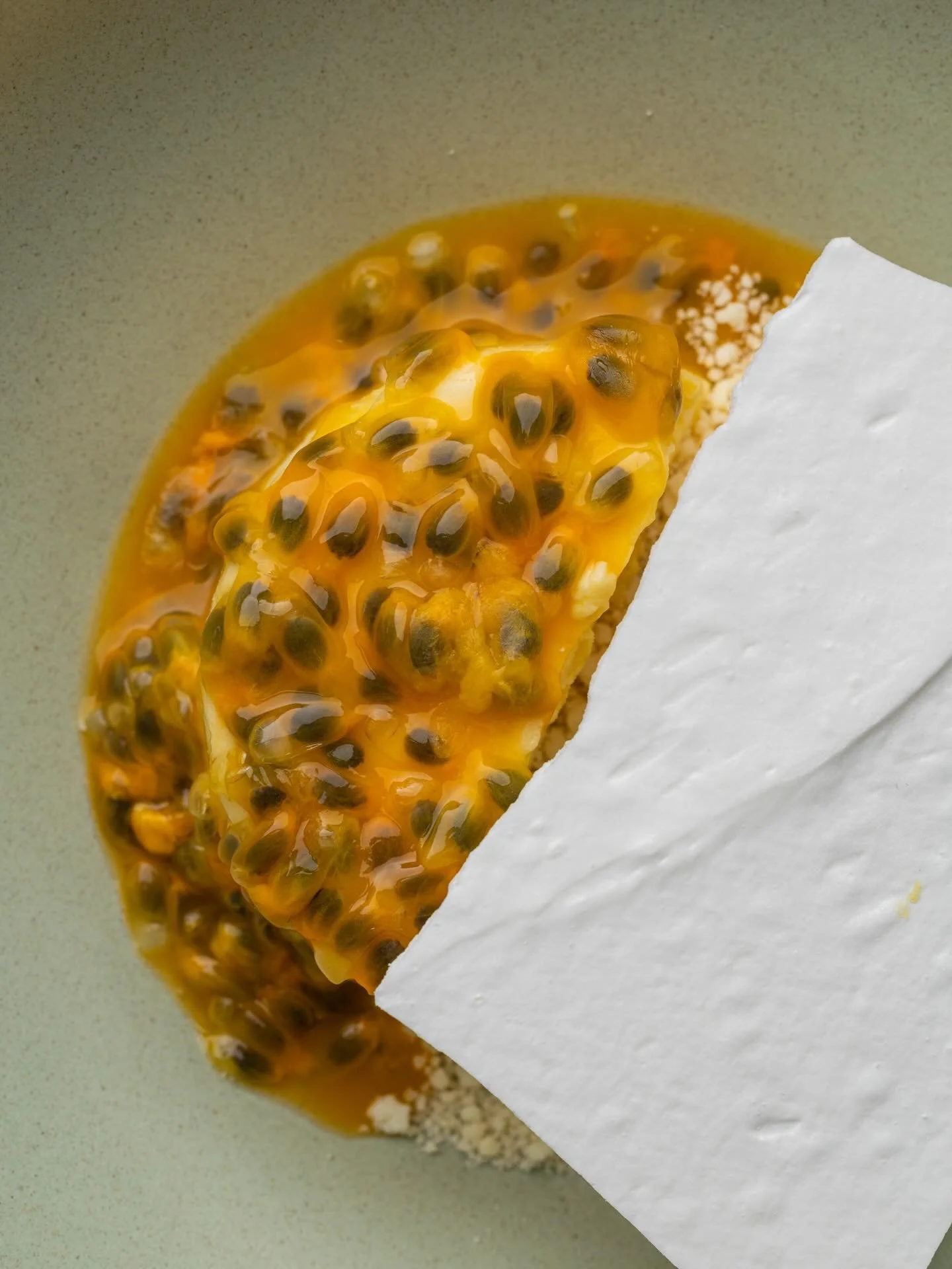 Passion fruit. The ultimate texture meets white chocolate sorbet, crystallized chocolate and meringue.📸 @secretstan