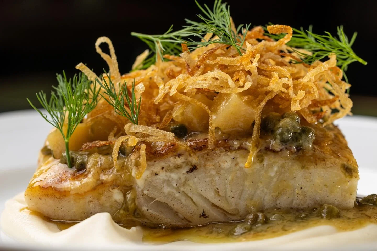 Fridays are for fish! 📸 @secretstan @michelinguide @petrossiannyc