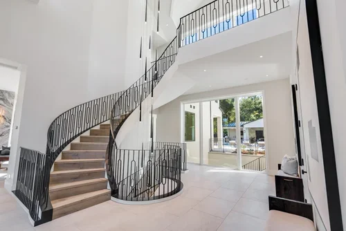 small_60_shearer_foyer.webp