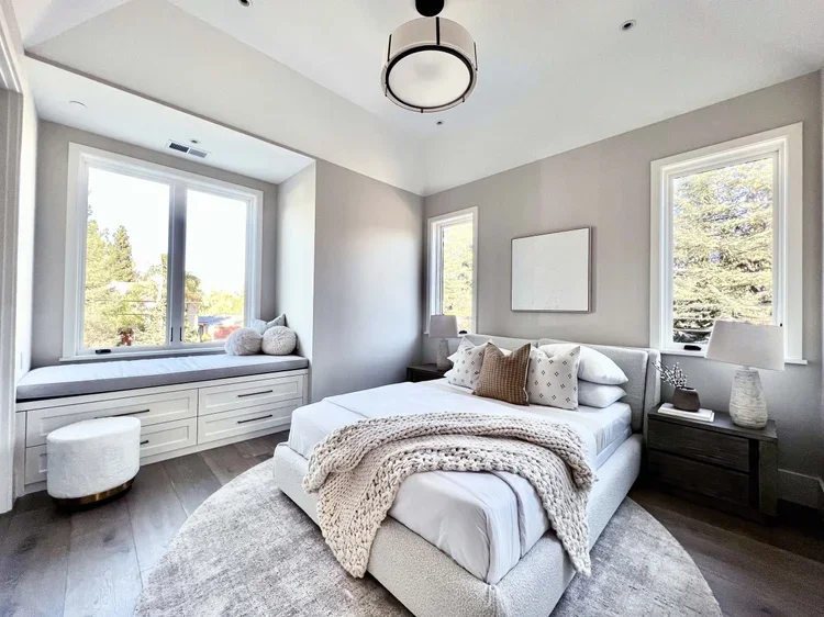 small_60_shearer_bed_front_unpro_v2.webp