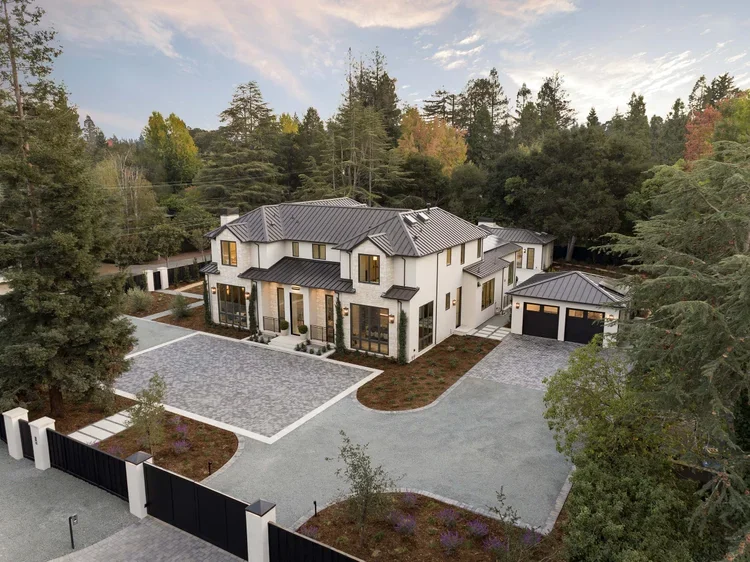 small_60_shearer_exterior_drone_4.webp