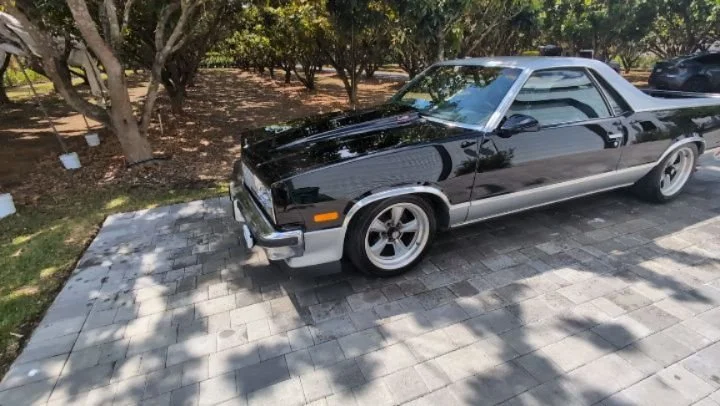 First day out in my manual swapped El Camino. 1969 mild build 350 with 11:1 comp. Listen to the chop mated to a Borg Warner T5. Very happy with the way it turned out. A little under geared so now to the next mod 😂 never ending story 😆 next 3.23 gea