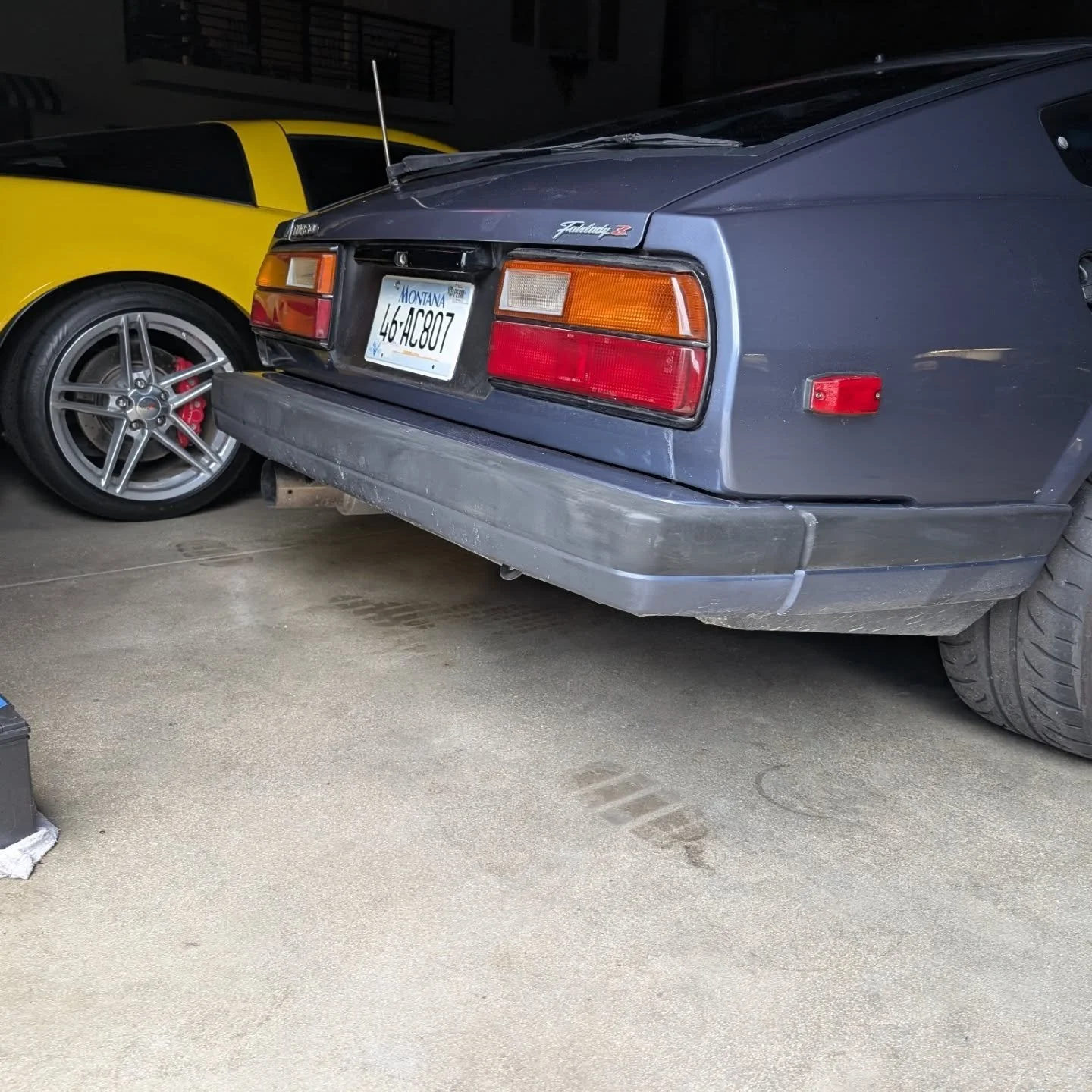 Always looking for that one thing to make it different from all others. Decided to remove the bumper knuckles of the rear for a smooth look and gotta tell you 
 I'm digging it. Still a little more refining for a perfect finish.  #280zxturbo #datsun #