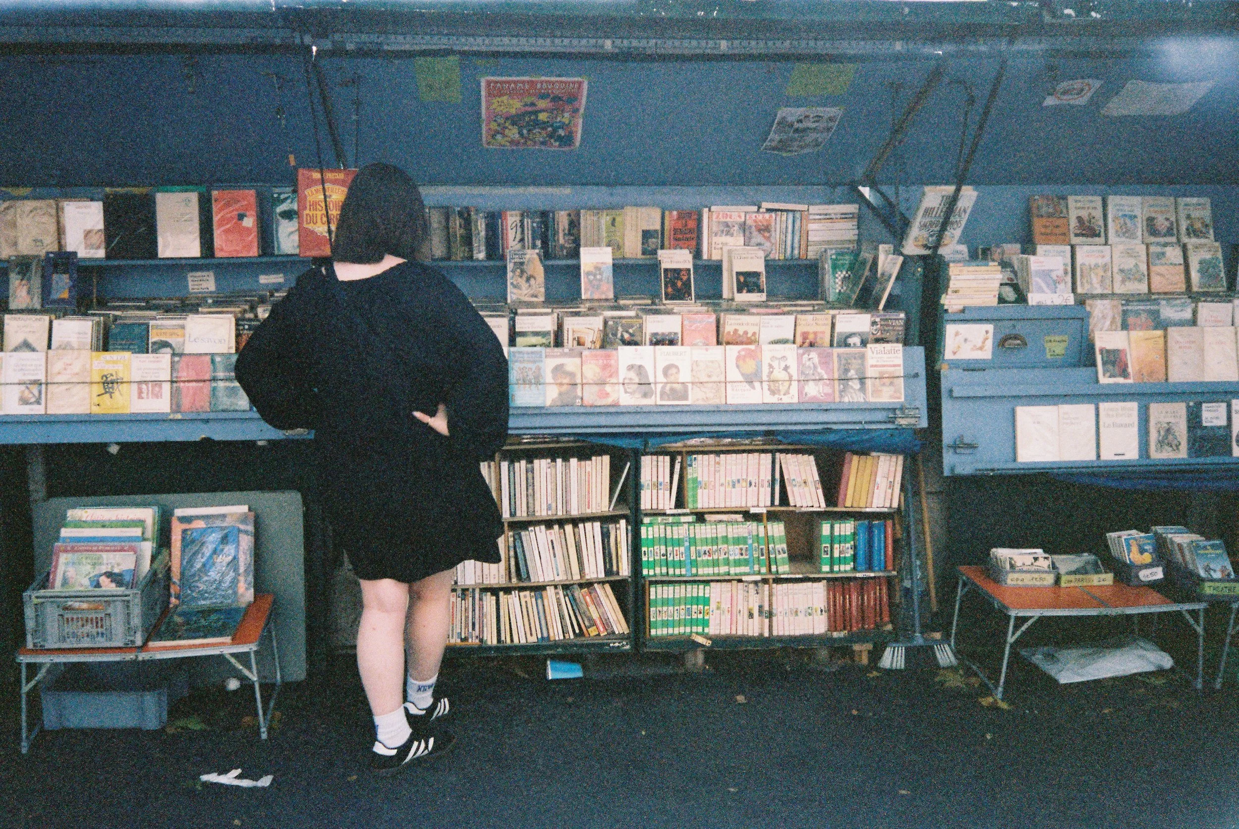 cool girl in the city browsing books