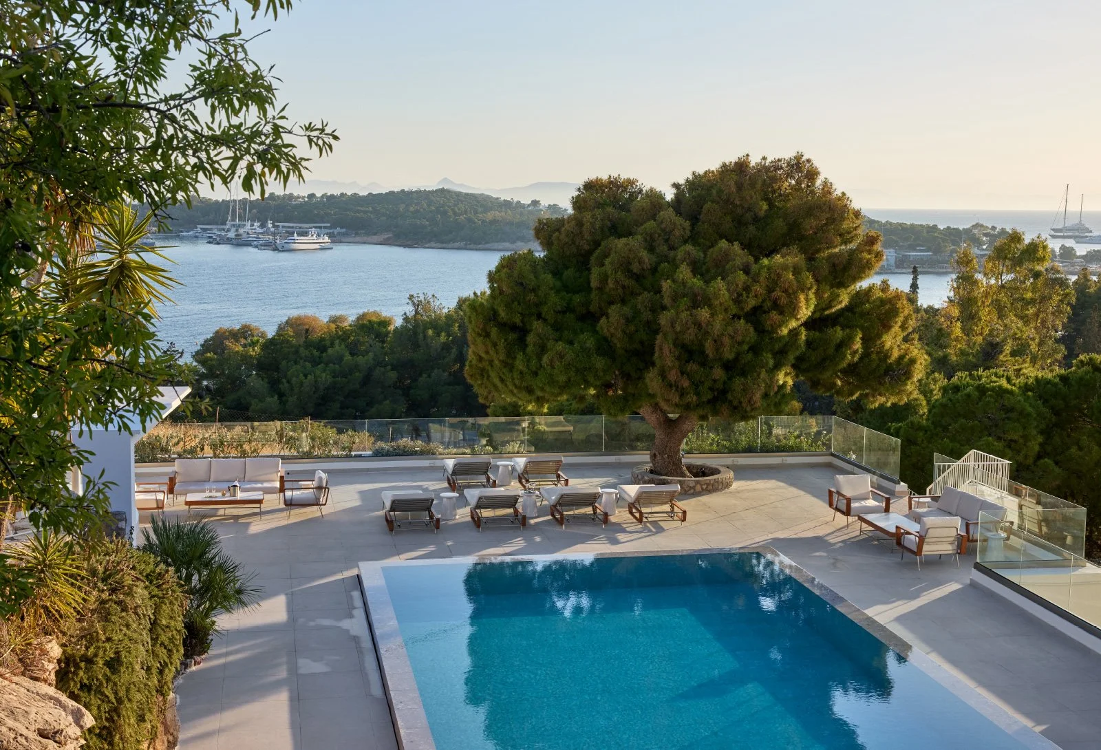 The Roc Club, Athens Riviera